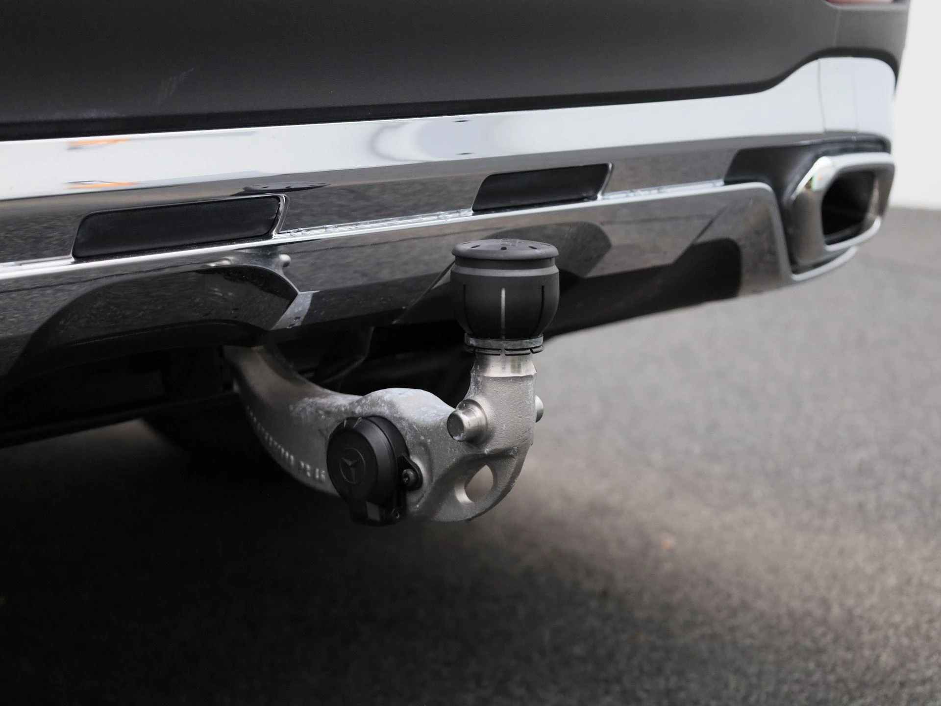 Mercedes-Benz-GLC-image-14