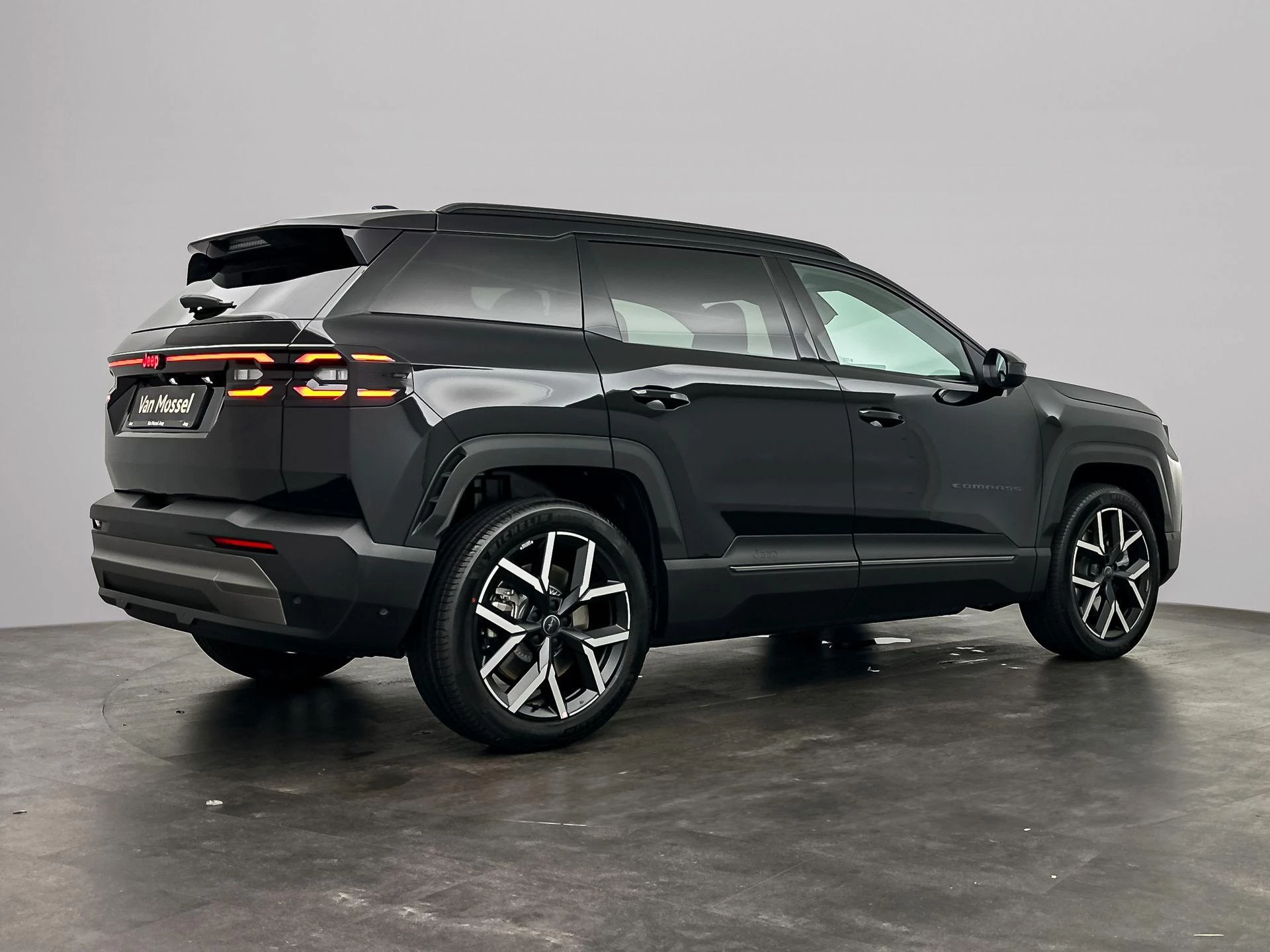 Jeep Compass First Edition 74 kWh