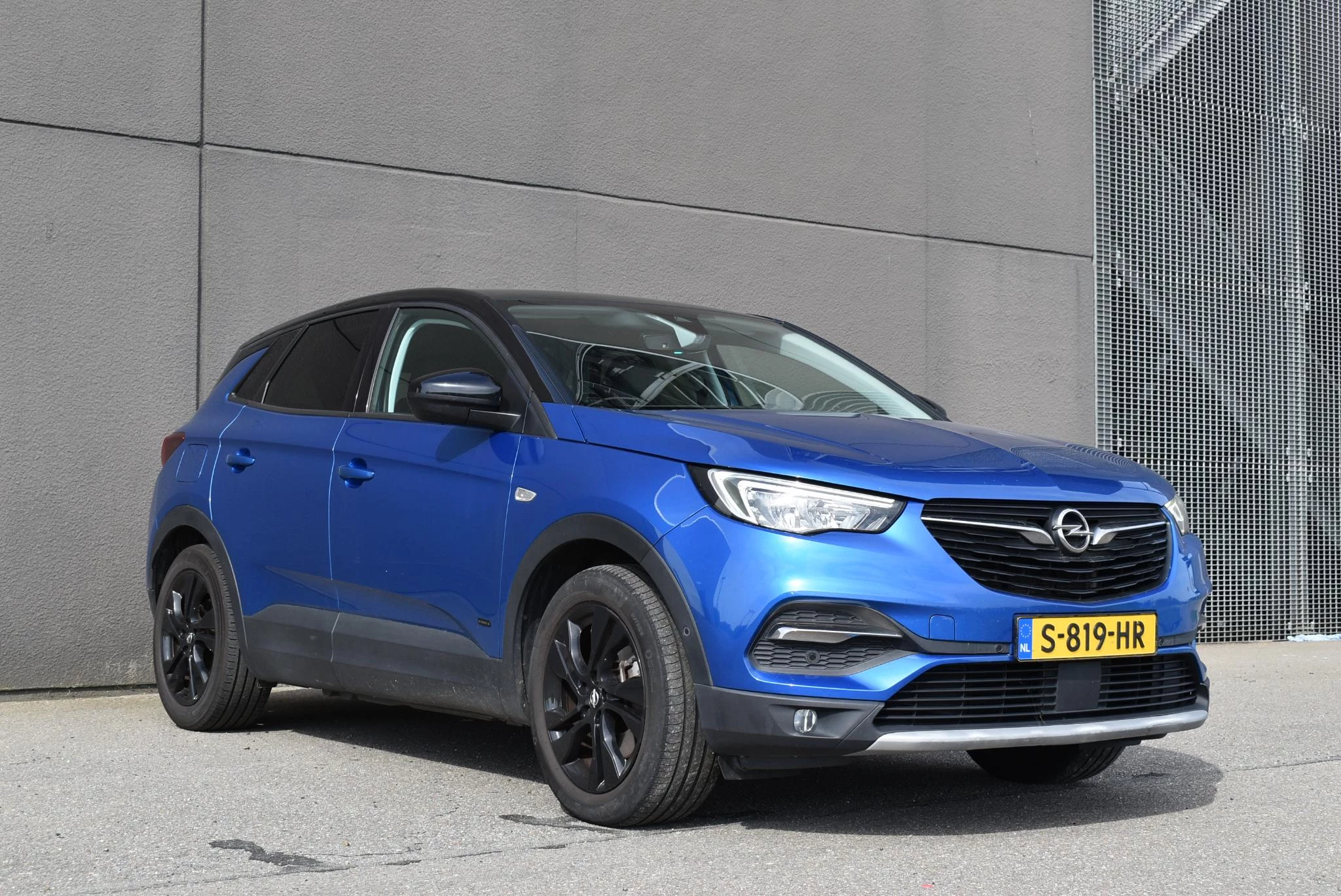 Opel Grandland X 1.6 Turbo Hybrid4 Elegance