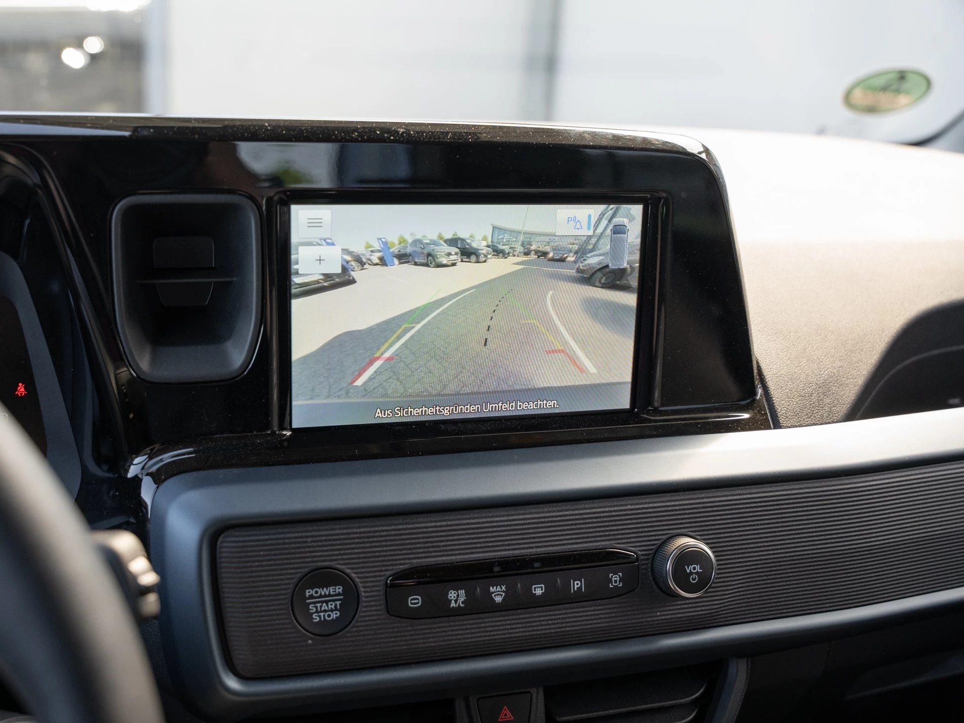 Ford-Tourneo Courier-image-8