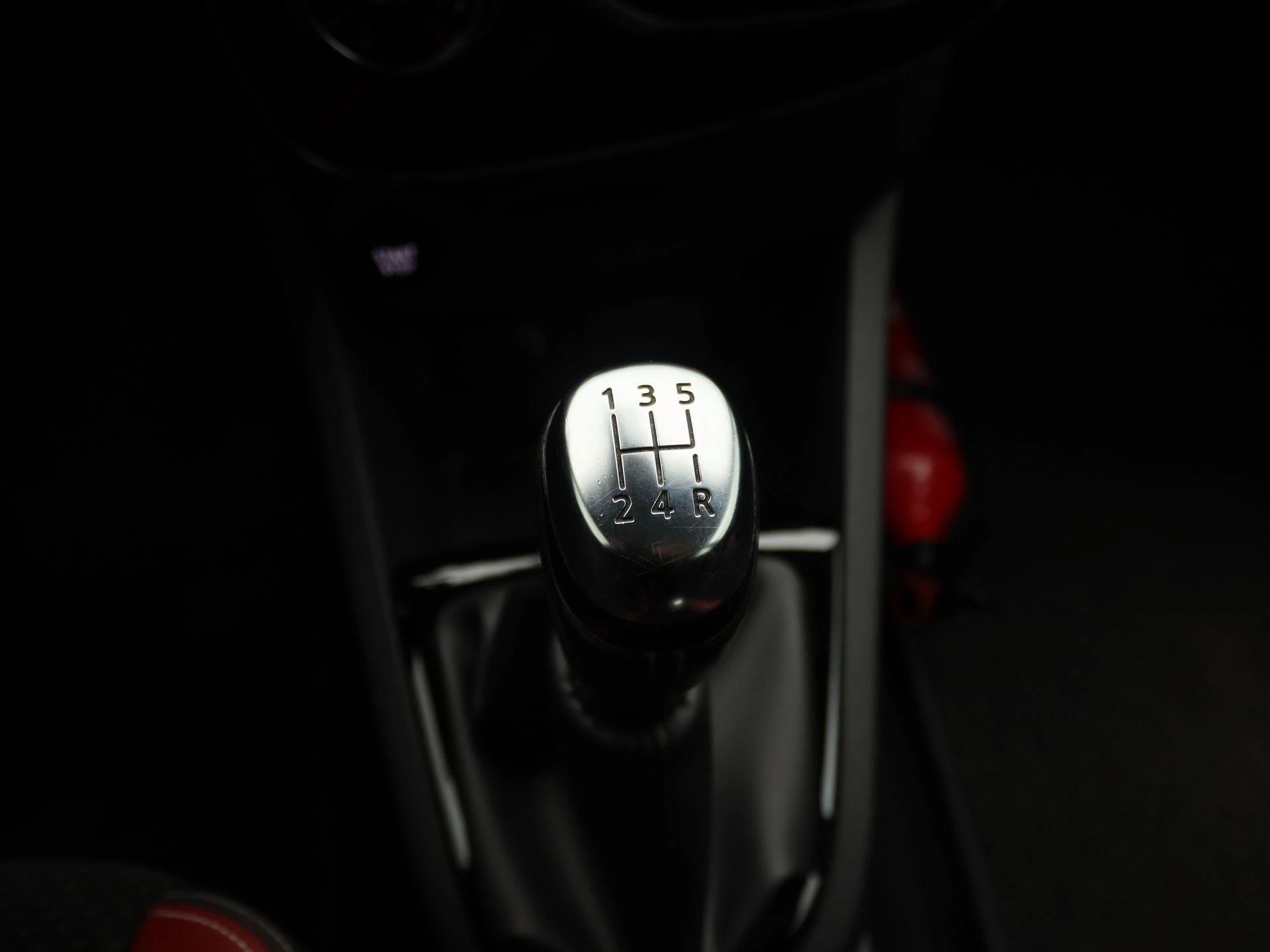 Renault-Clio-image-10