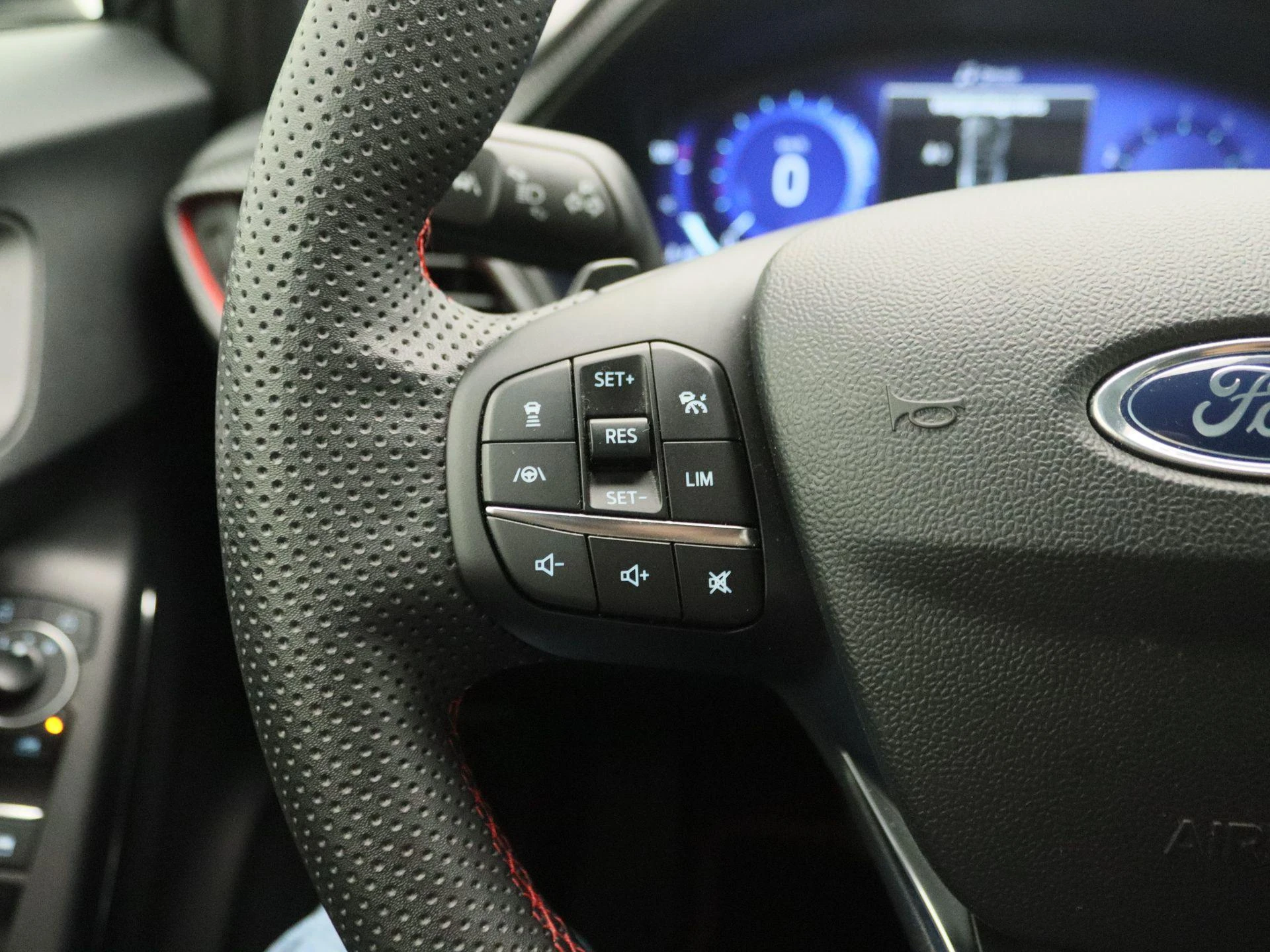 Ford-Puma-image-7