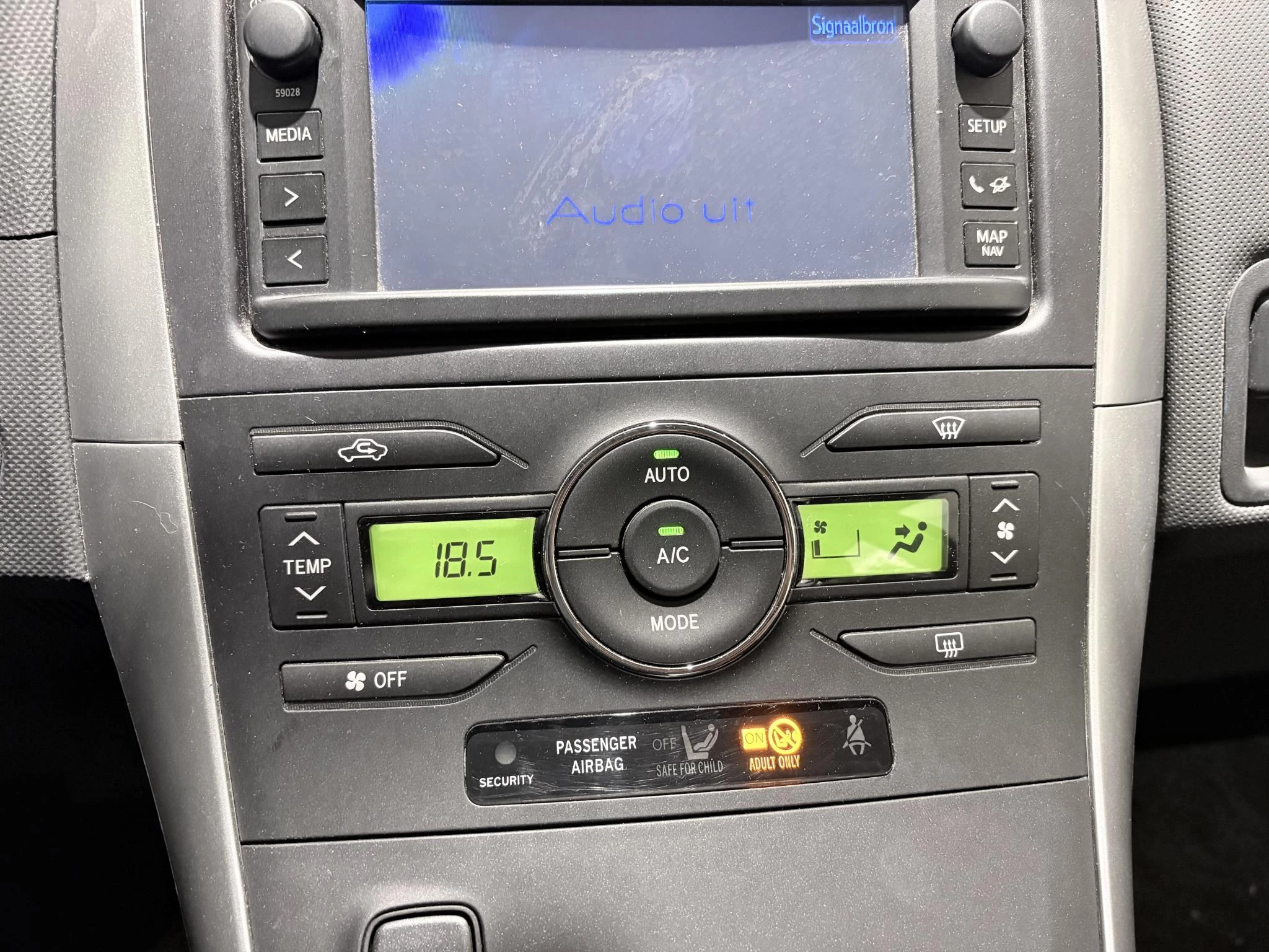Toyota-Auris-image-21