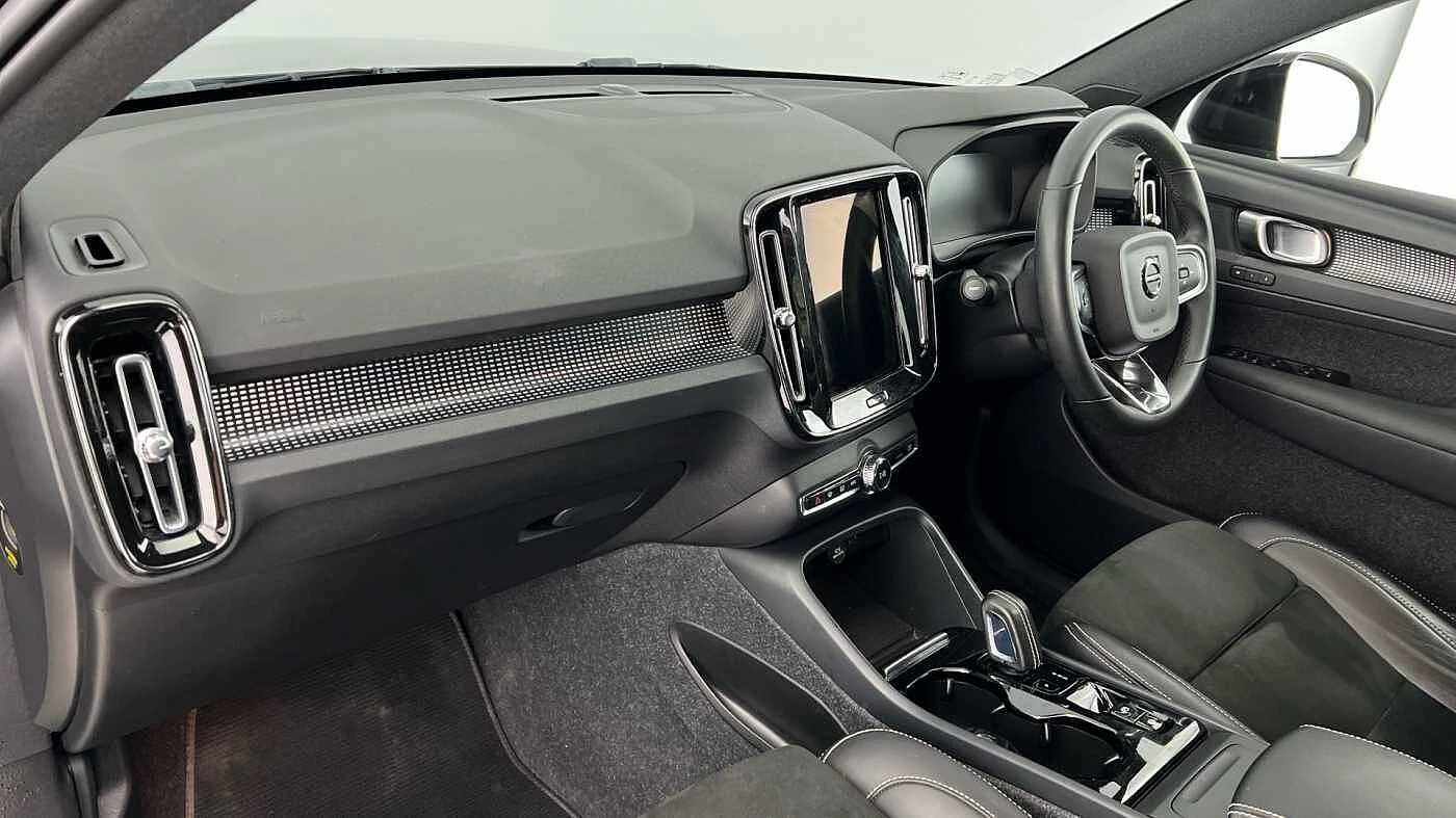 Volvo-XC40-image-5