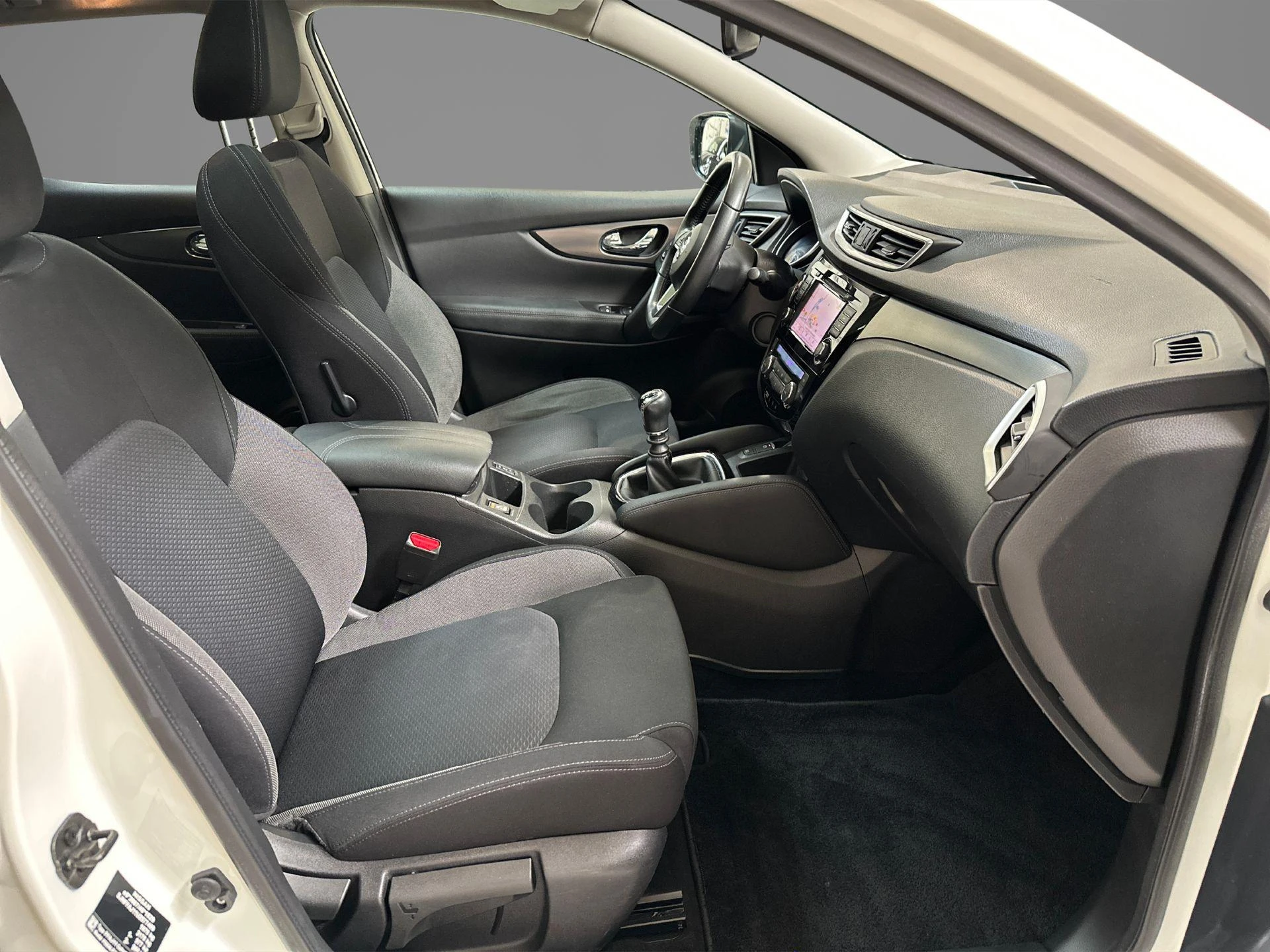 Nissan-QASHQAI-image-27