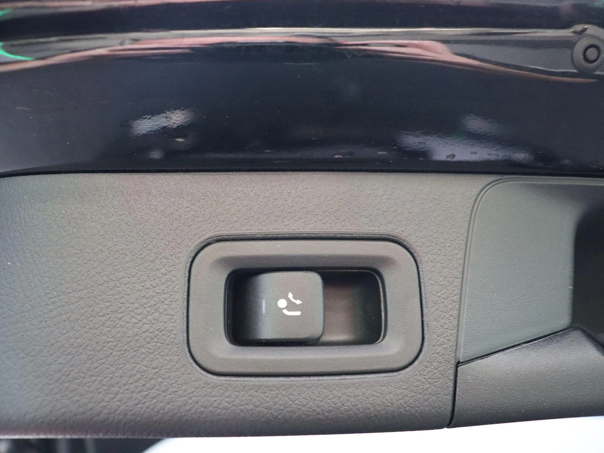 Mercedes-Benz-B-Klasse-image-30
