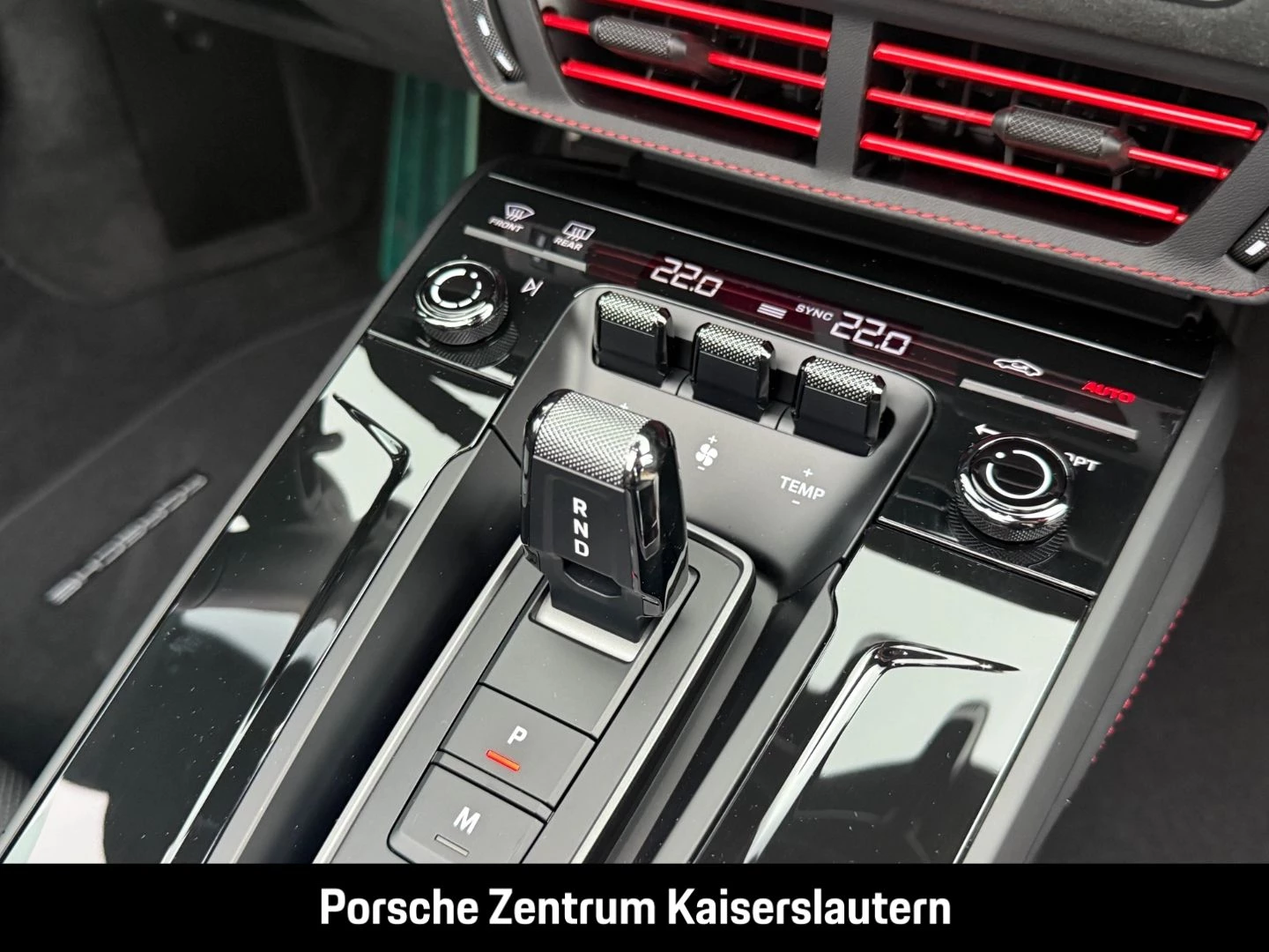 Porsche 911 992 Carrera GTS Cabriolet Liftsystem-VA BOSE carrera gts