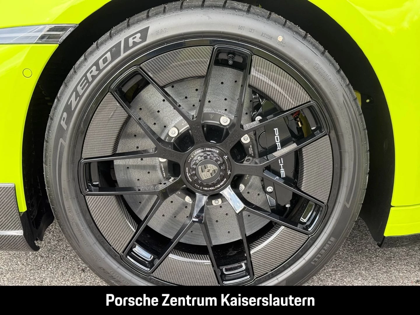 Porsche 911 992 Turbo S Cabrio Burmester Clubleder PCCB turbo s
