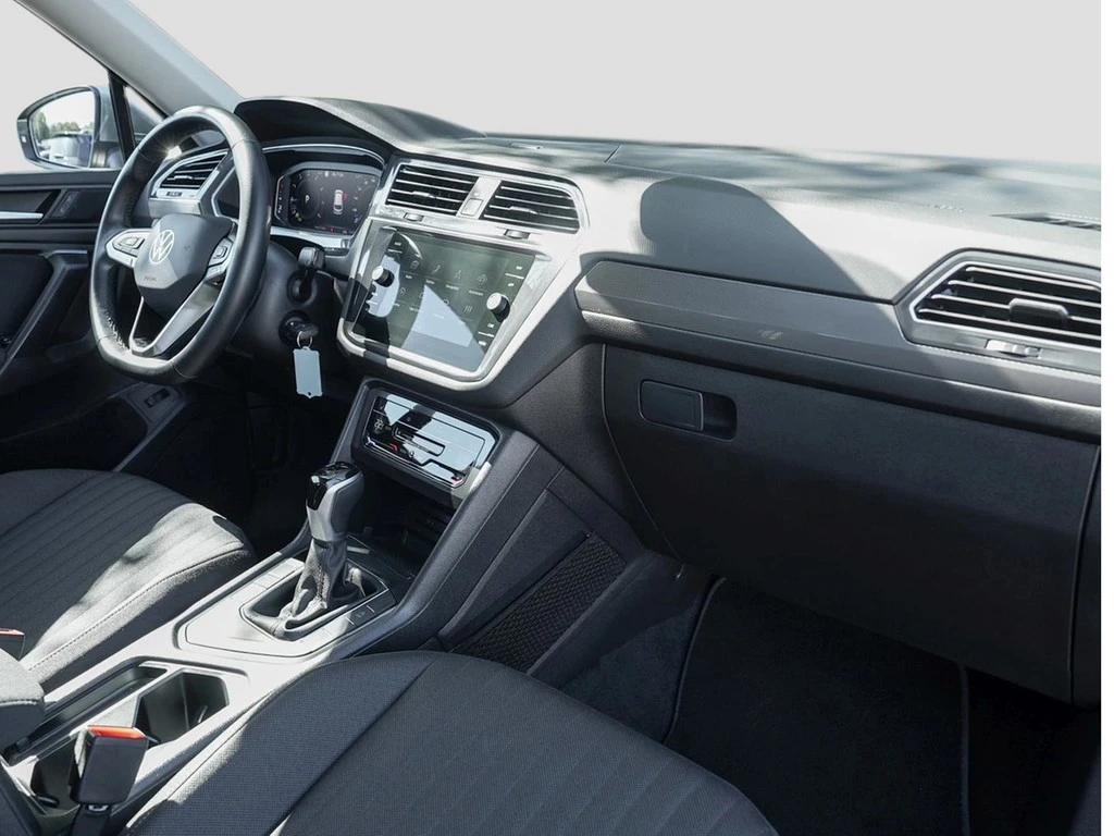 Volkswagen-Tiguan Allspace-image-7