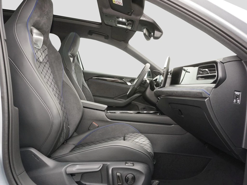 Volkswagen-Passat-image-6