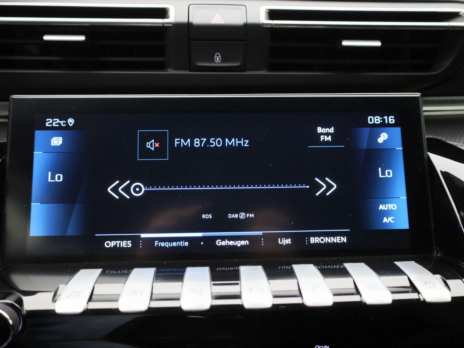 Peugeot-508-image-17