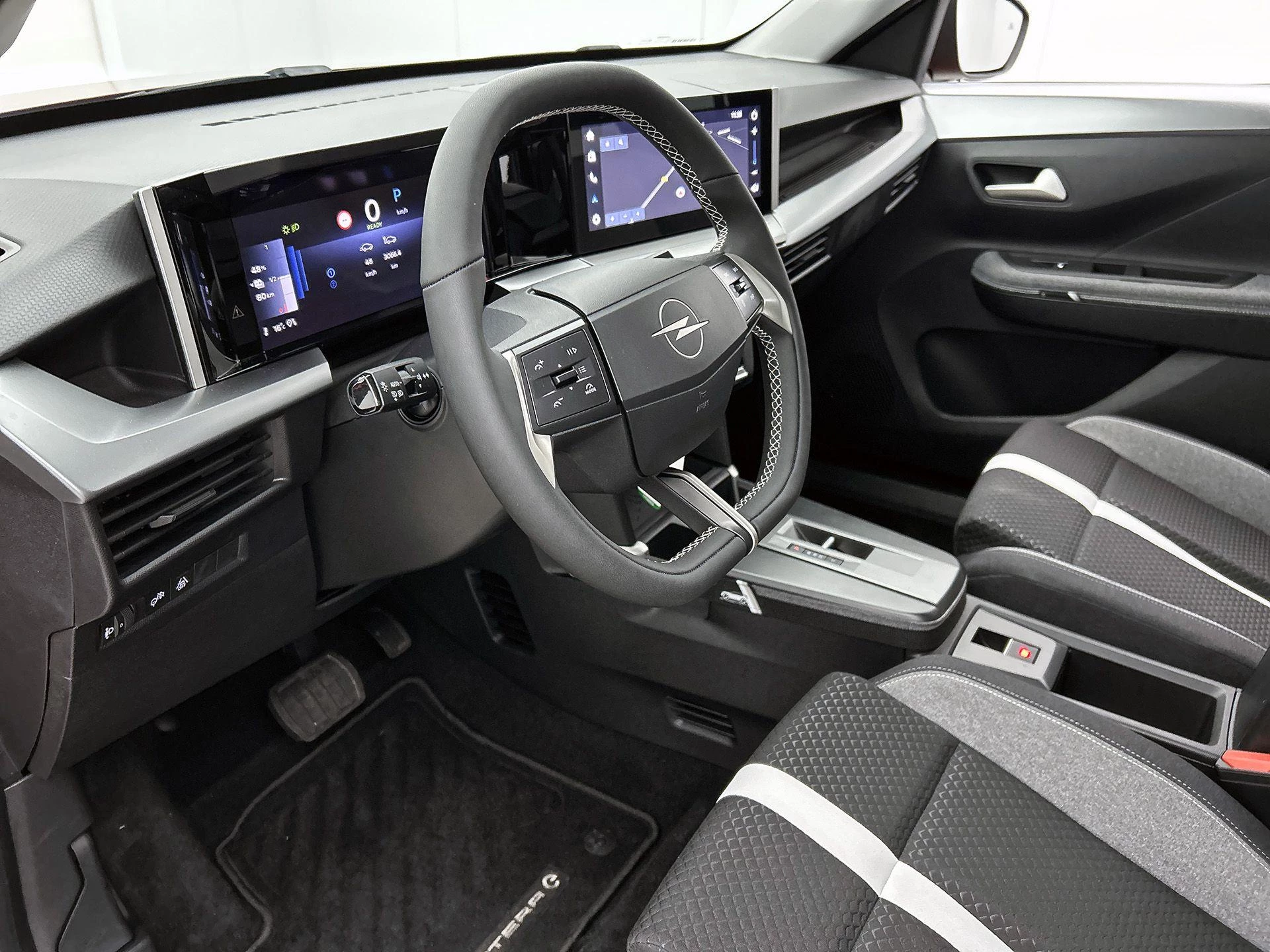 Opel-Frontera-image-9