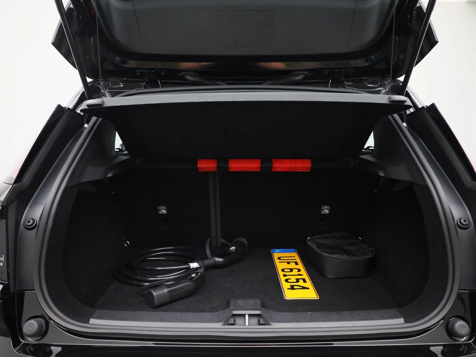 Volvo-EX30-image-13