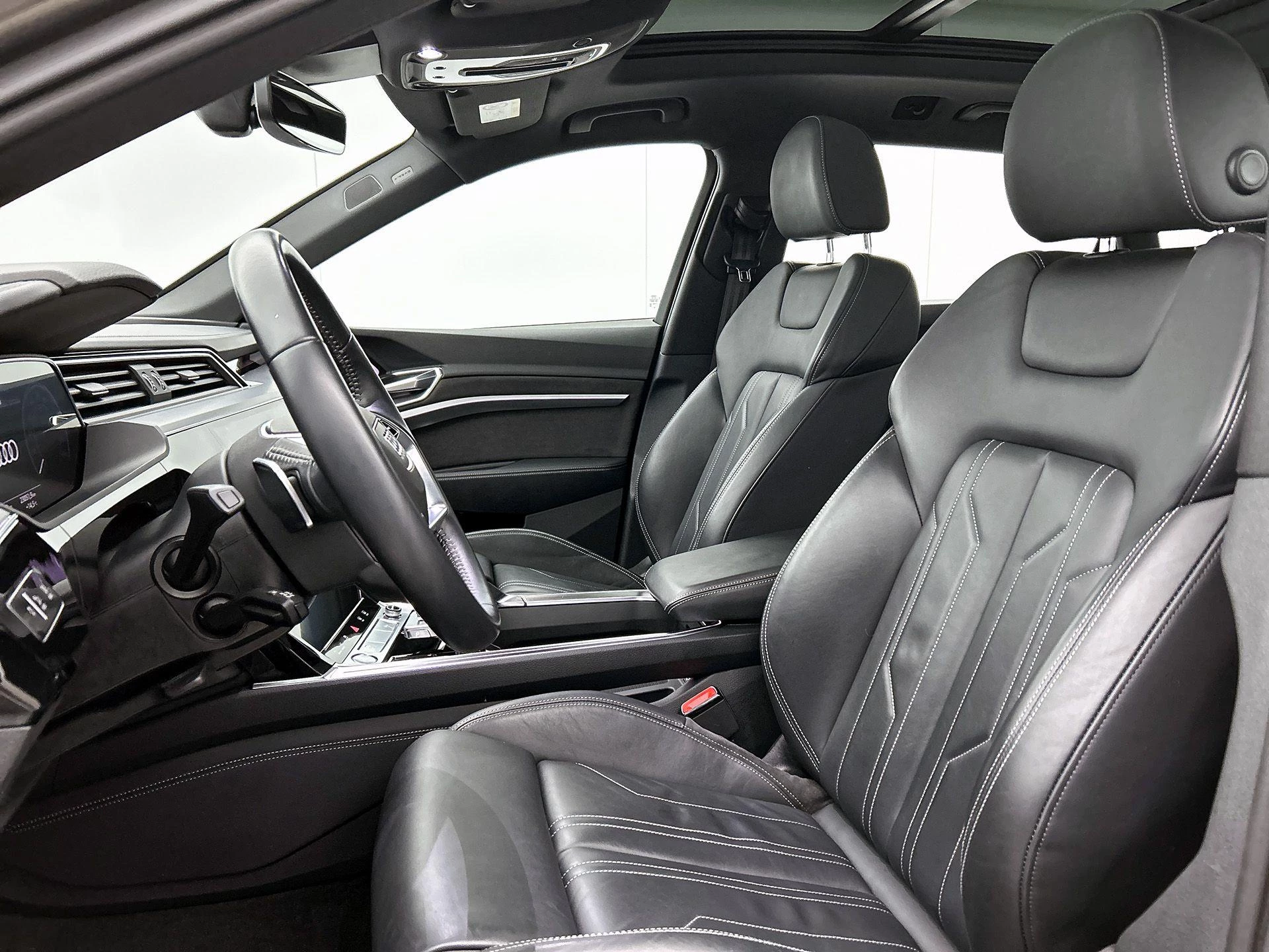 Audi-e-tron-image-7