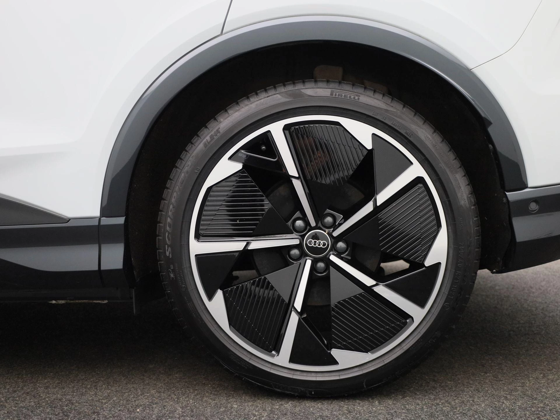 Audi Q4 e-tron 40 Edition 63 kWh