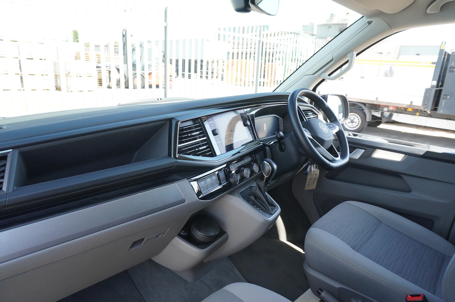 Volkswagen-California-image-1