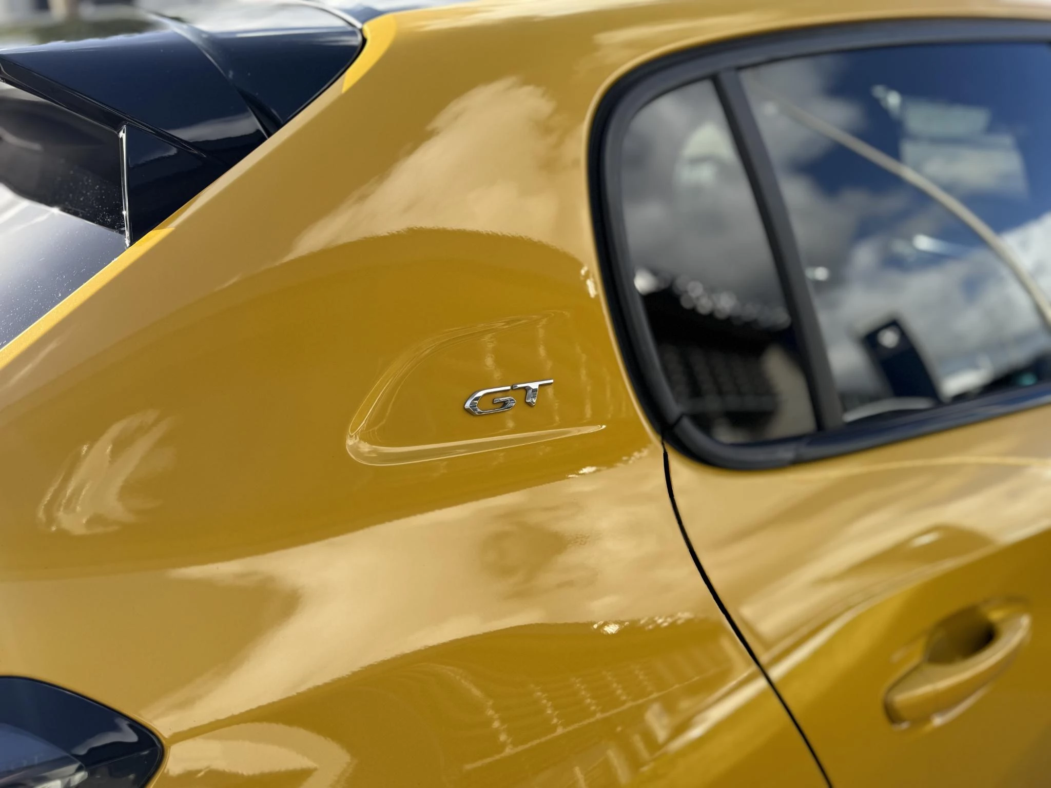 Peugeot-208-image-16