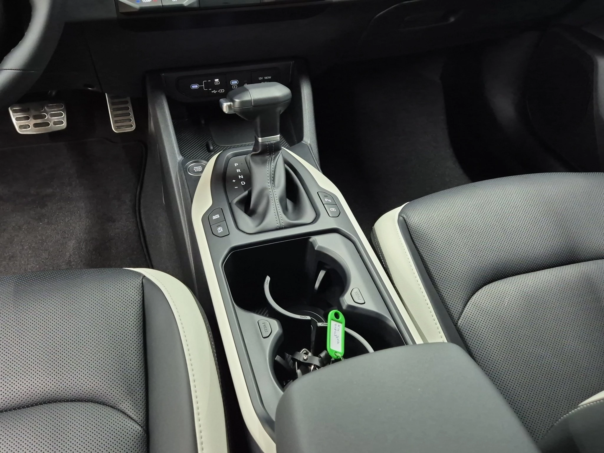 Kia K4 GT-Line 1.6 T-GDI 132 kW DCT Schräghecklimousine. 5-türig