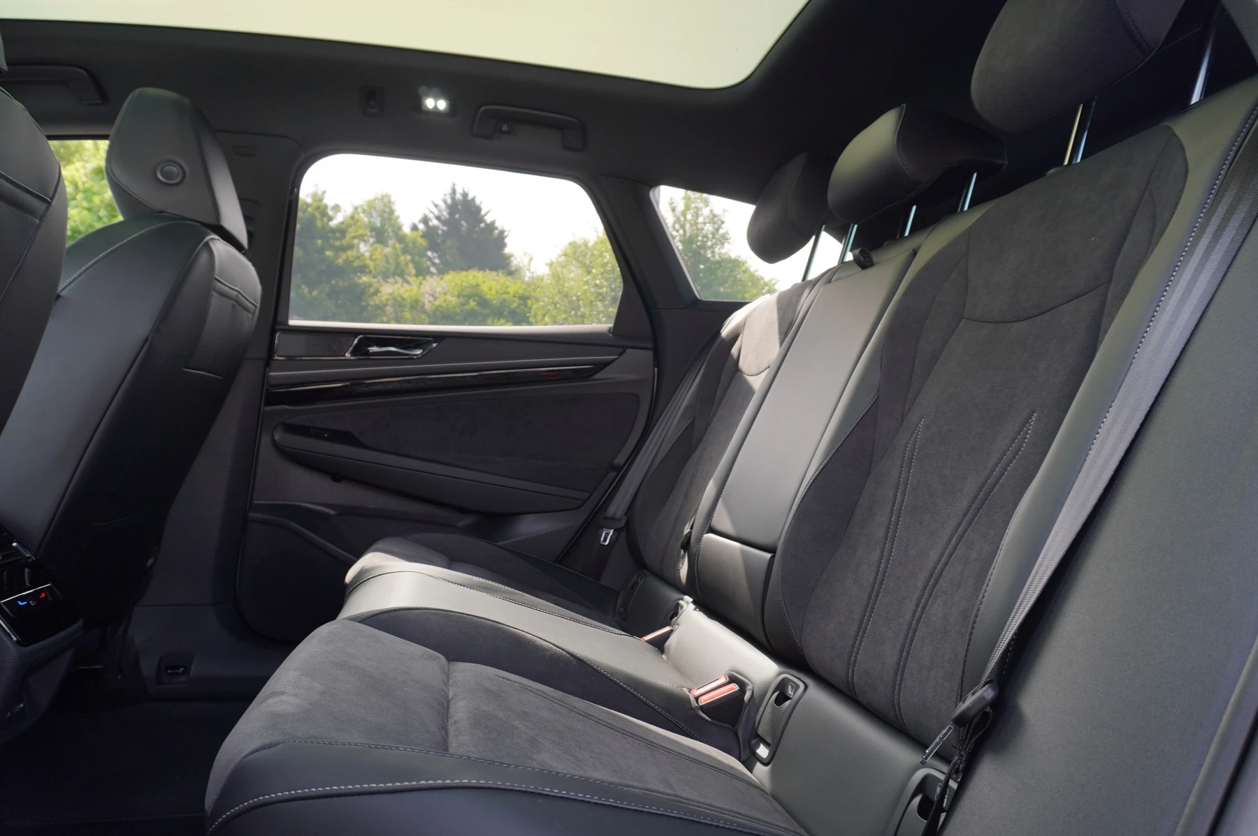 Volkswagen-ID.7-image-10