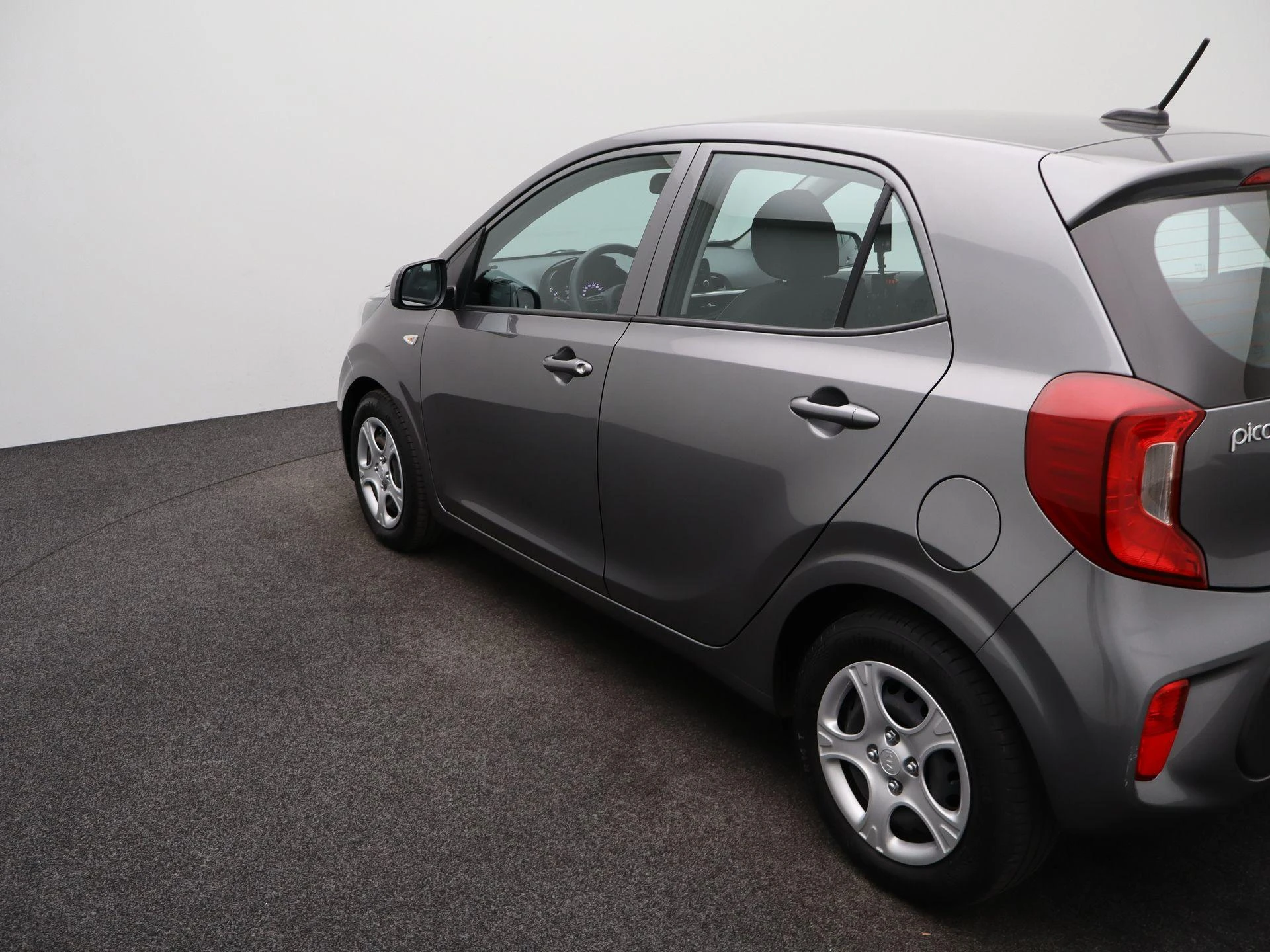 Kia-Picanto-image-32