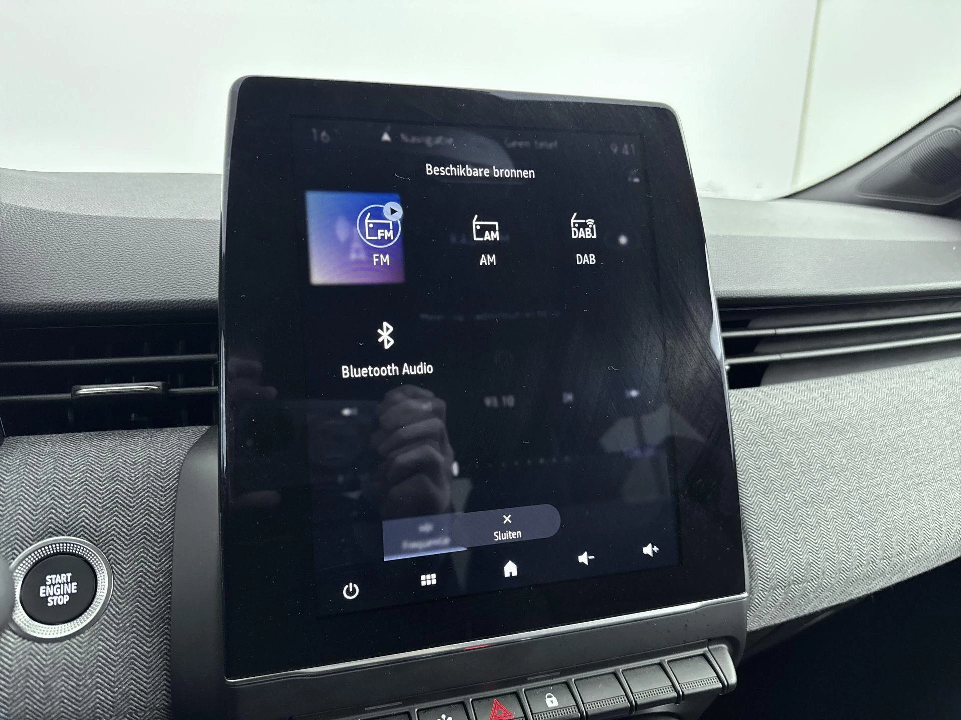 Renault-Clio-image-20