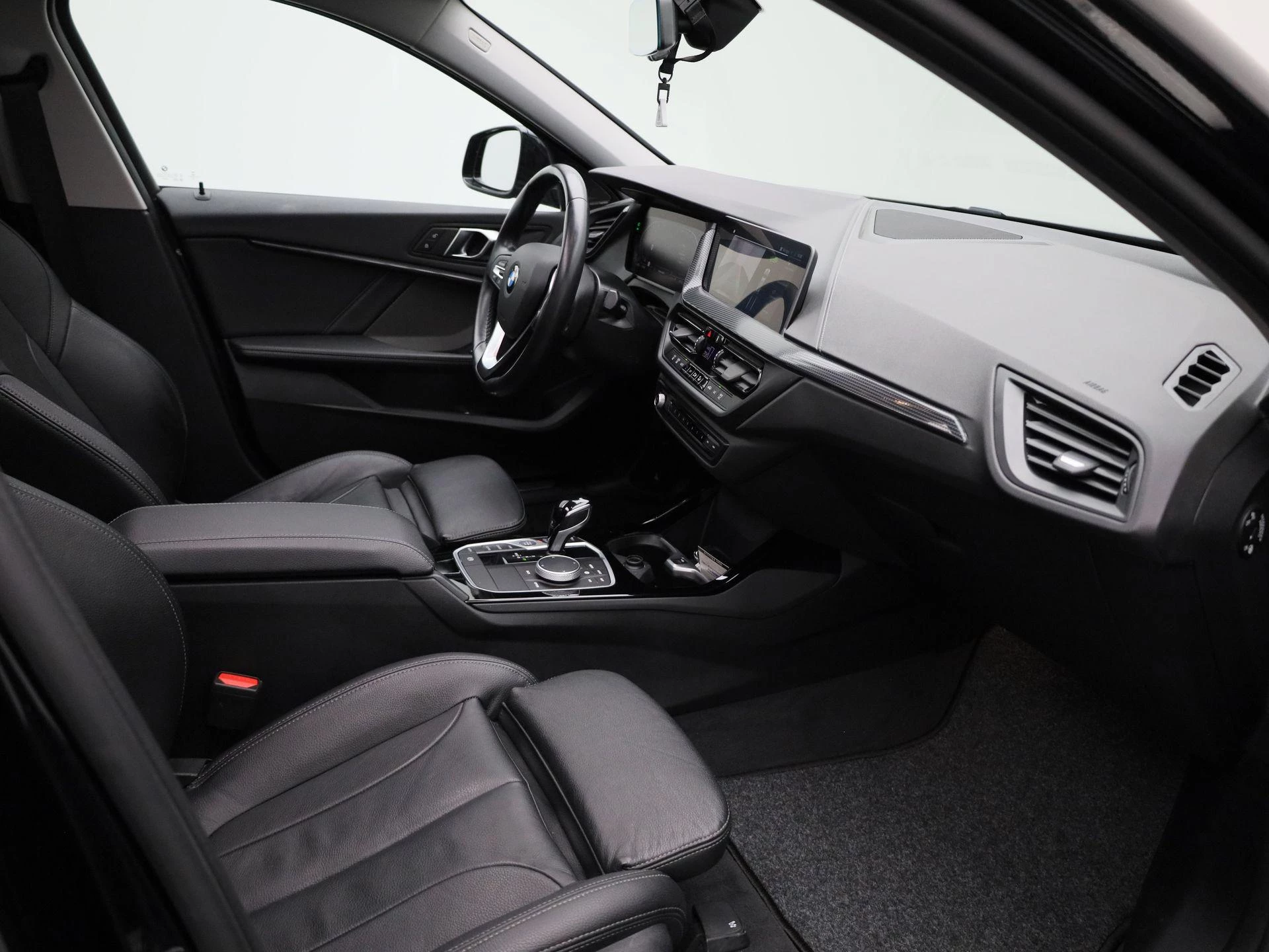 BMW-1 Serie-image-31