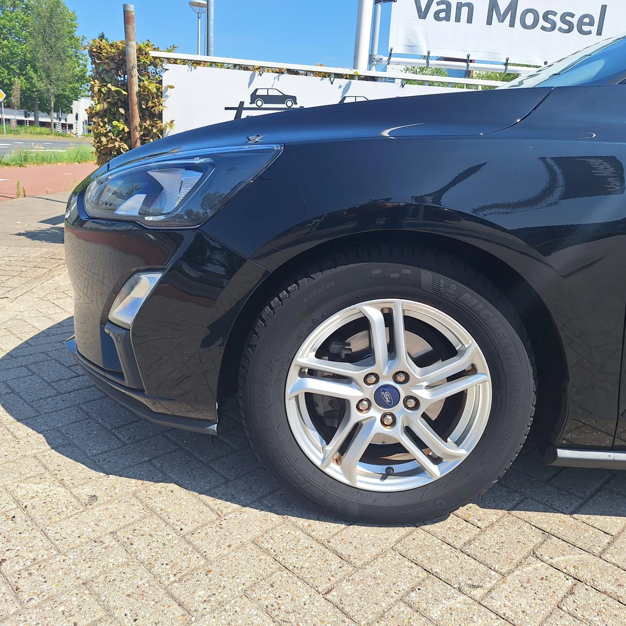 Ford-Focus-image-7