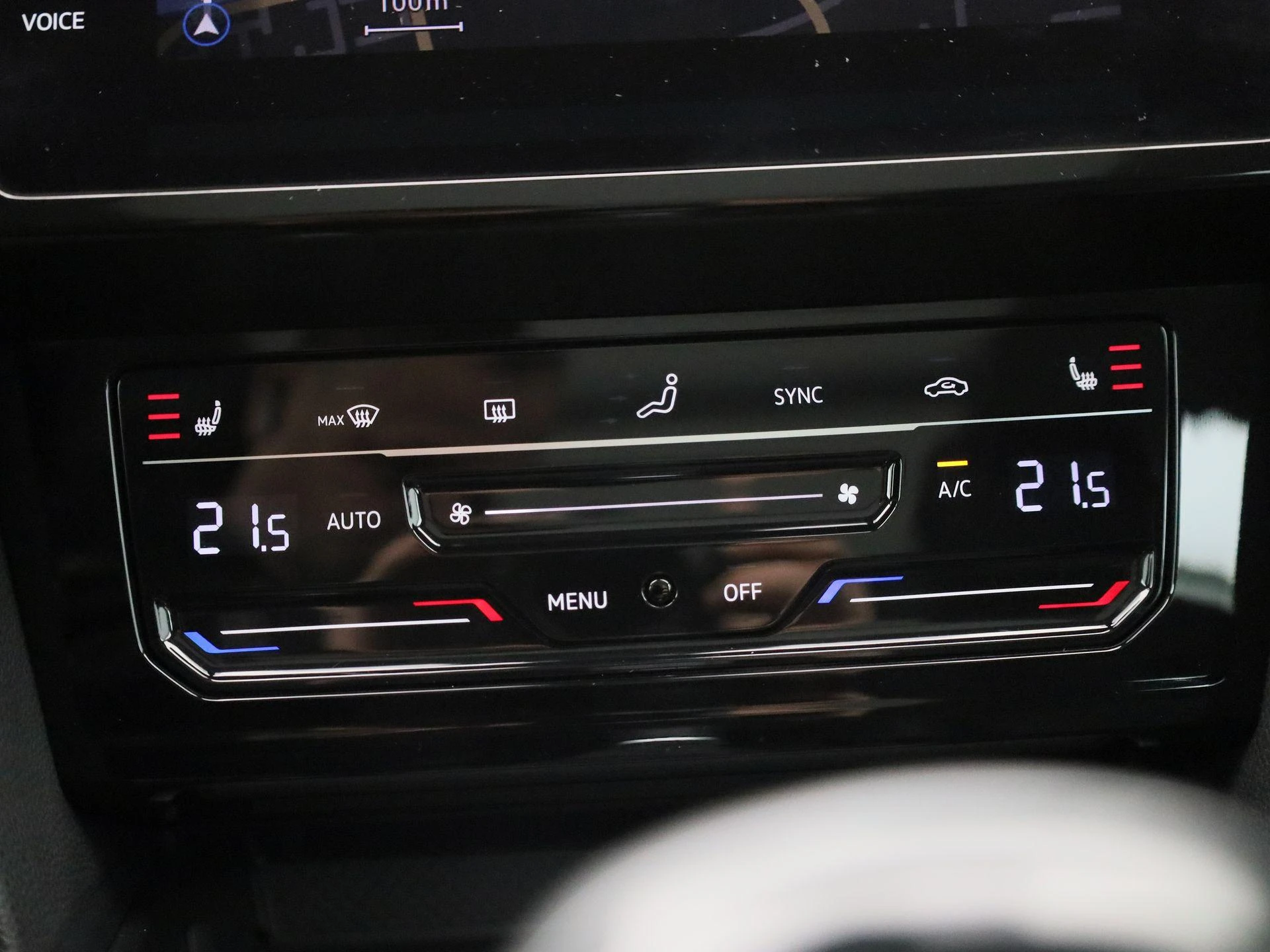 Volkswagen-Passat-image-17