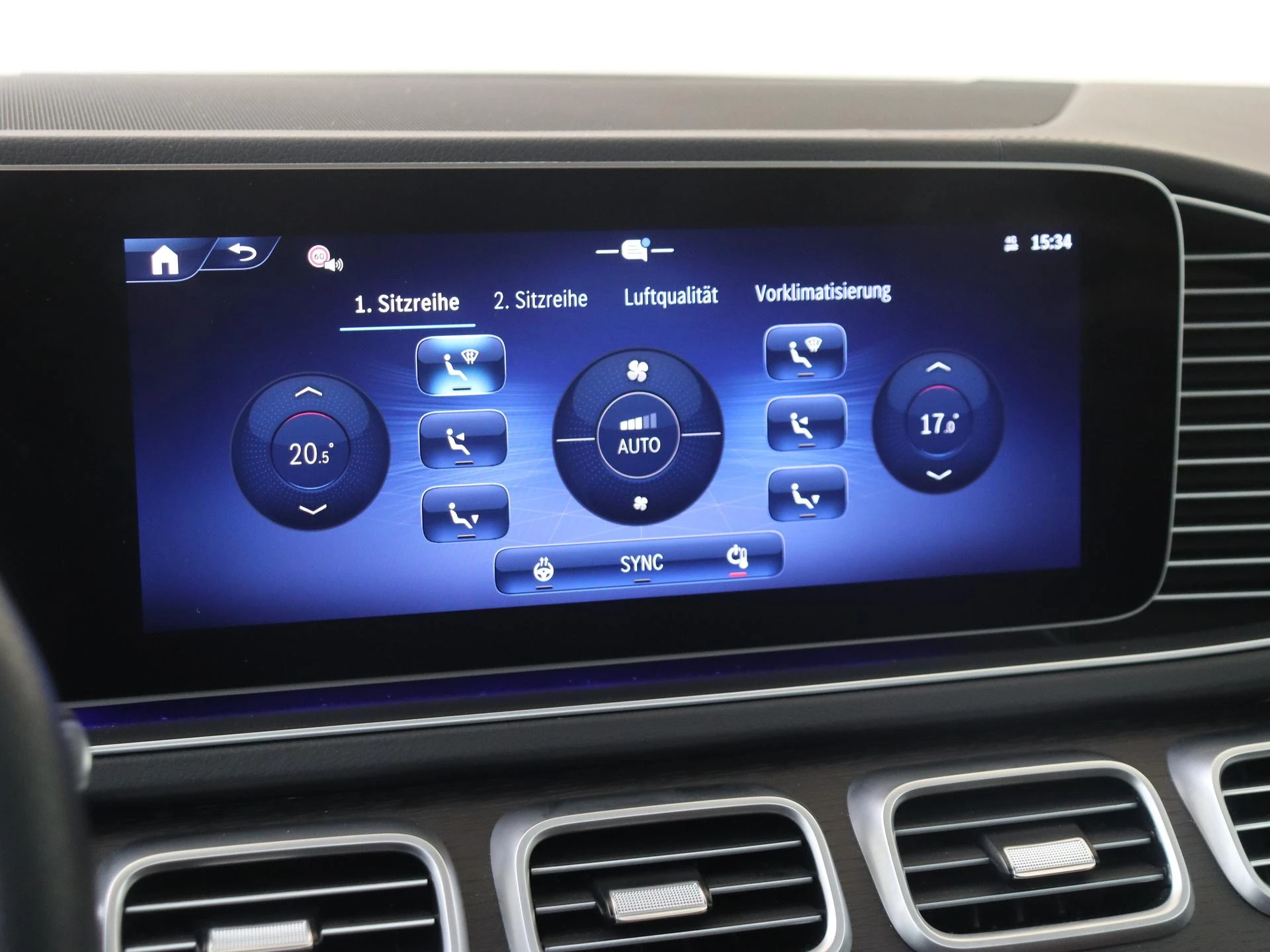 Mercedes-Benz-GLE-image-27