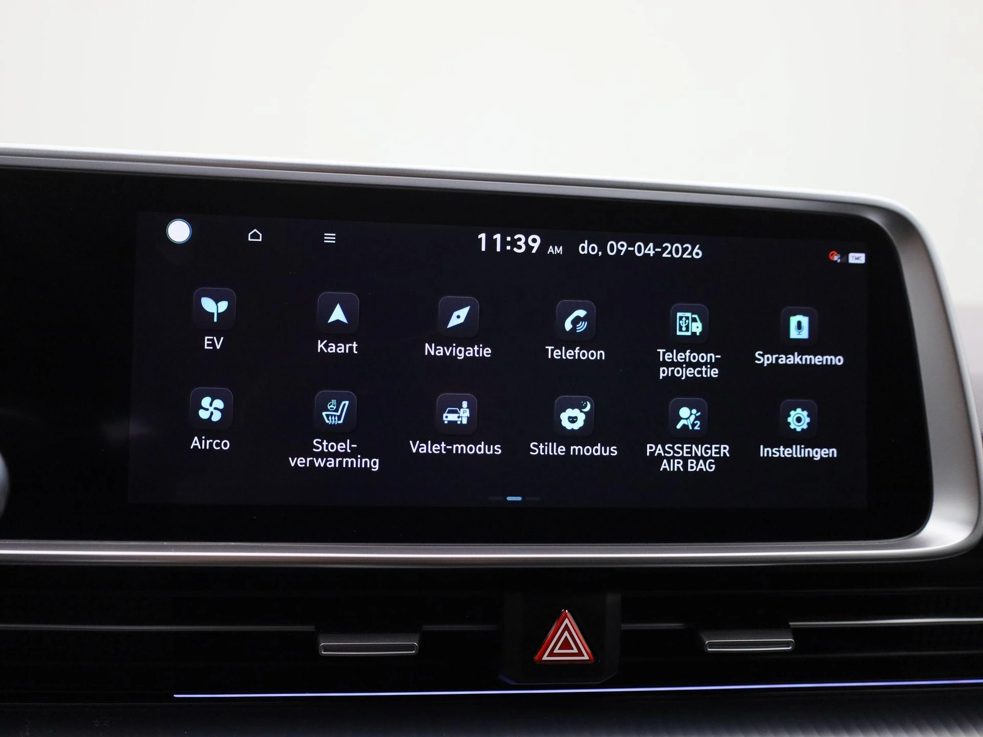 Hyundai-IONIQ 6-image-25