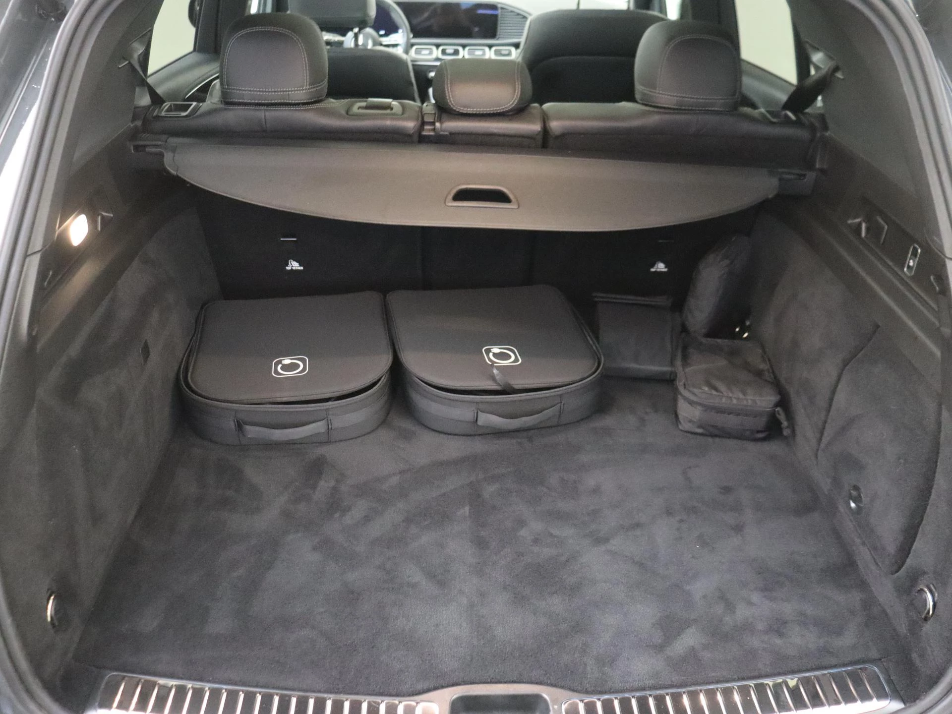 Mercedes-Benz-GLE-image-31