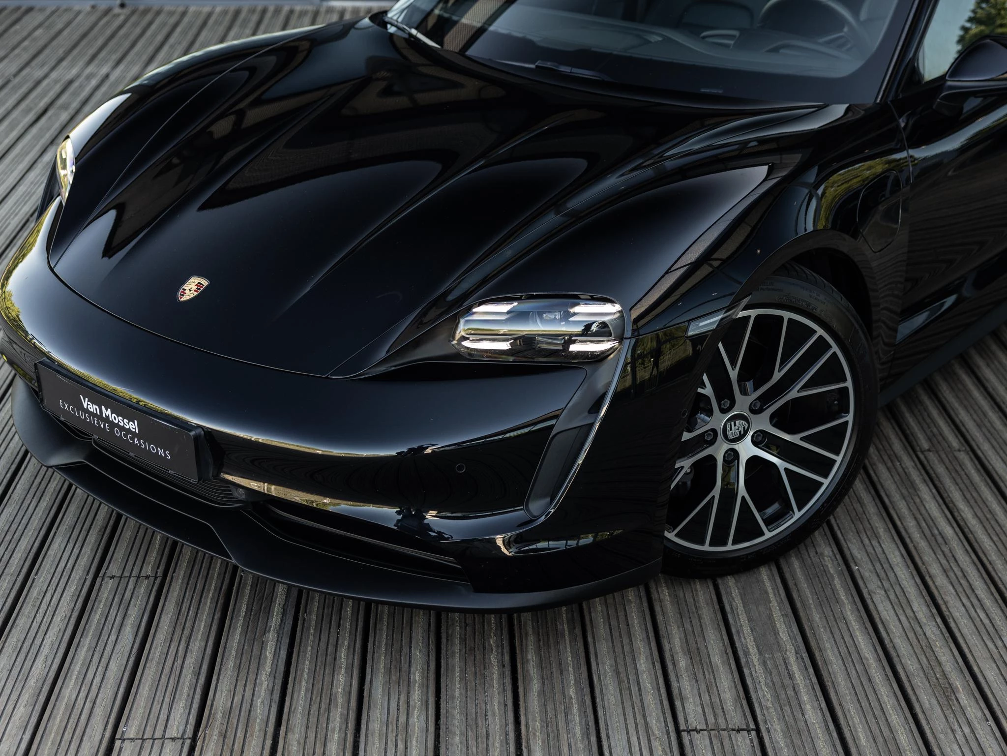 Porsche Taycan Performance 84 kWh