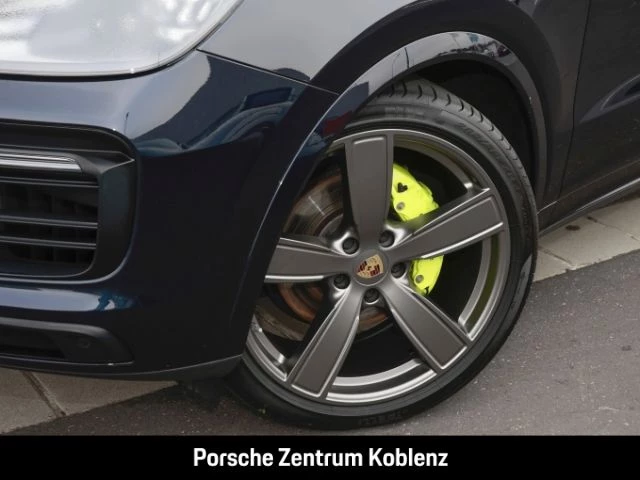 Porsche Cayenne E-Hybrid Coupe -