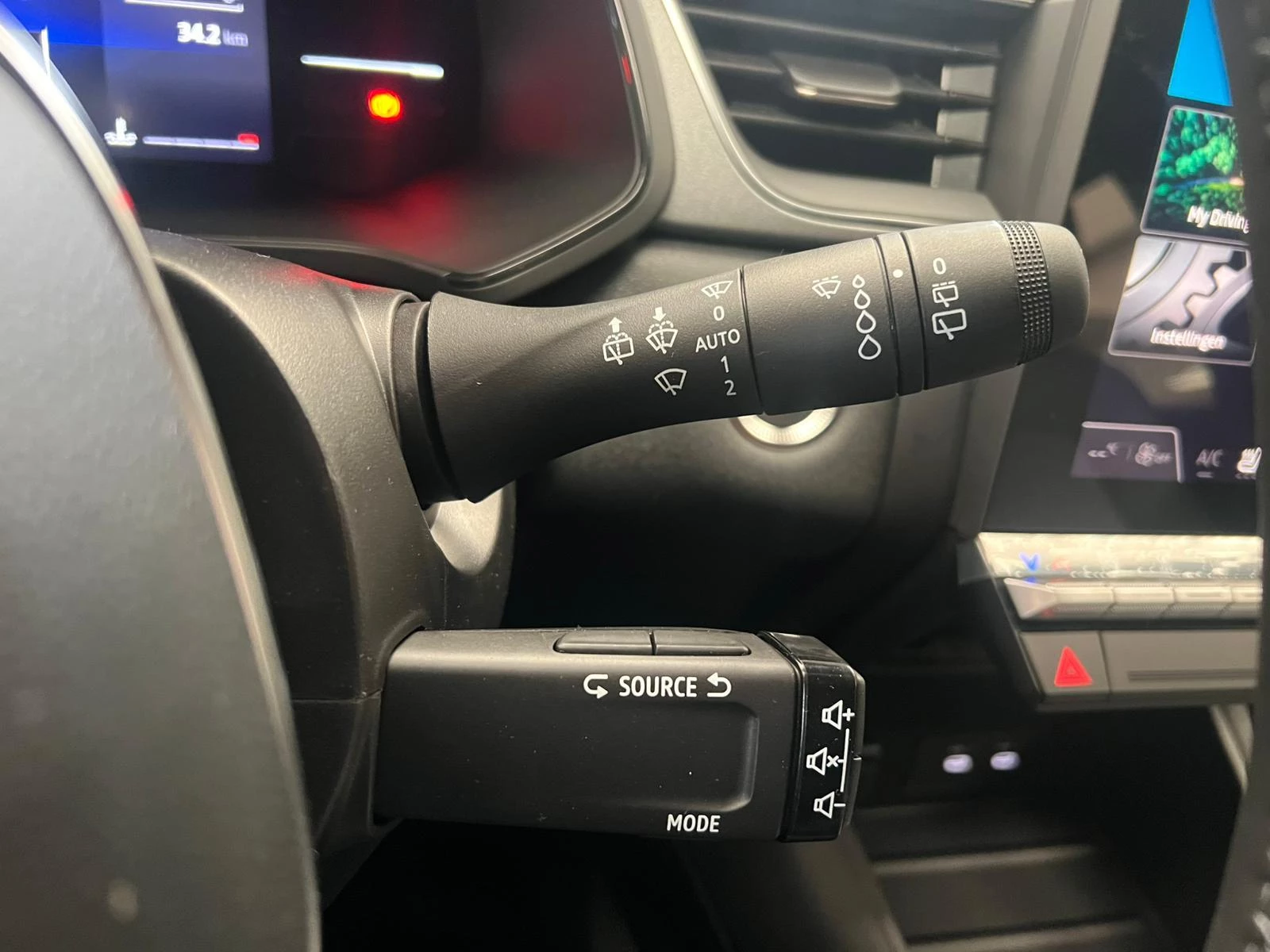 Renault-Captur-image-14