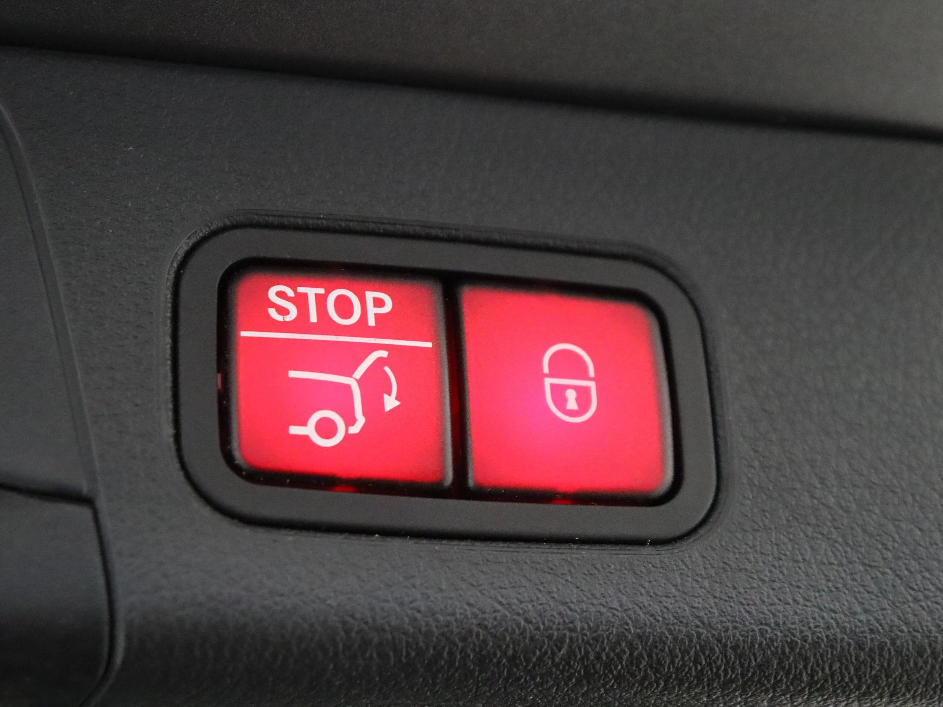 Mercedes-Benz-B-Klasse-image-31