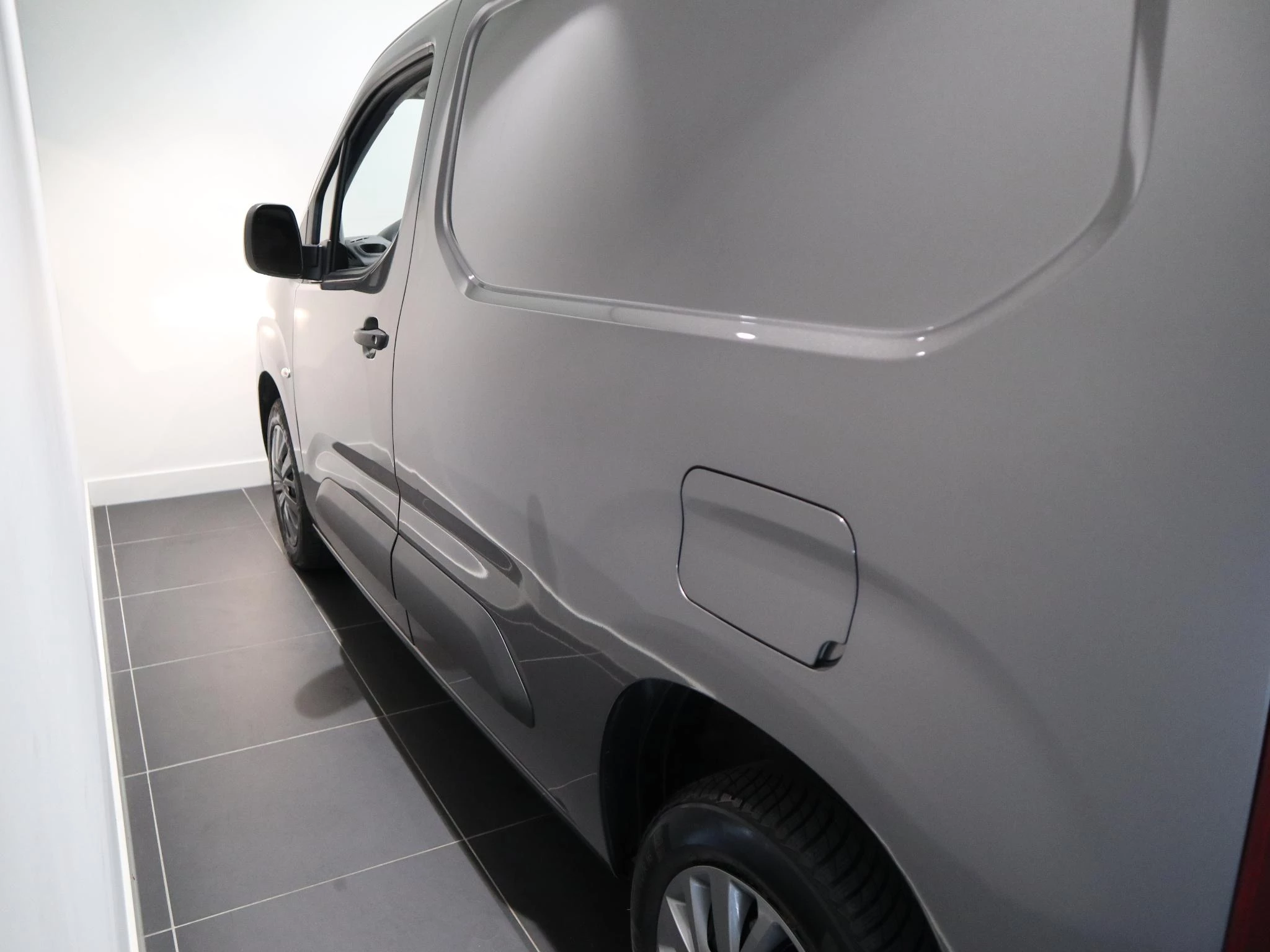 Peugeot-Partner-image-20