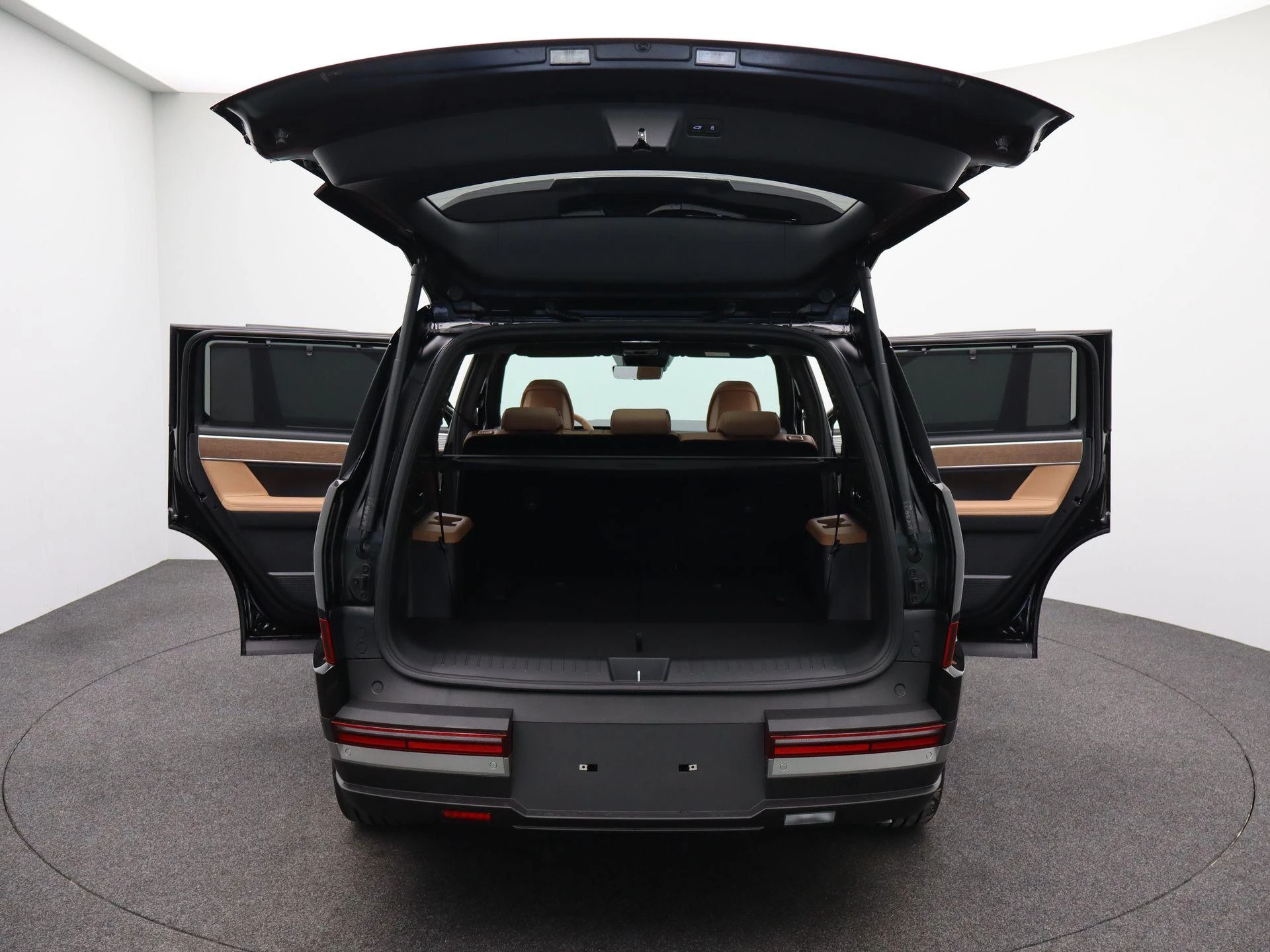 Hyundai-Santa Fe-image-13