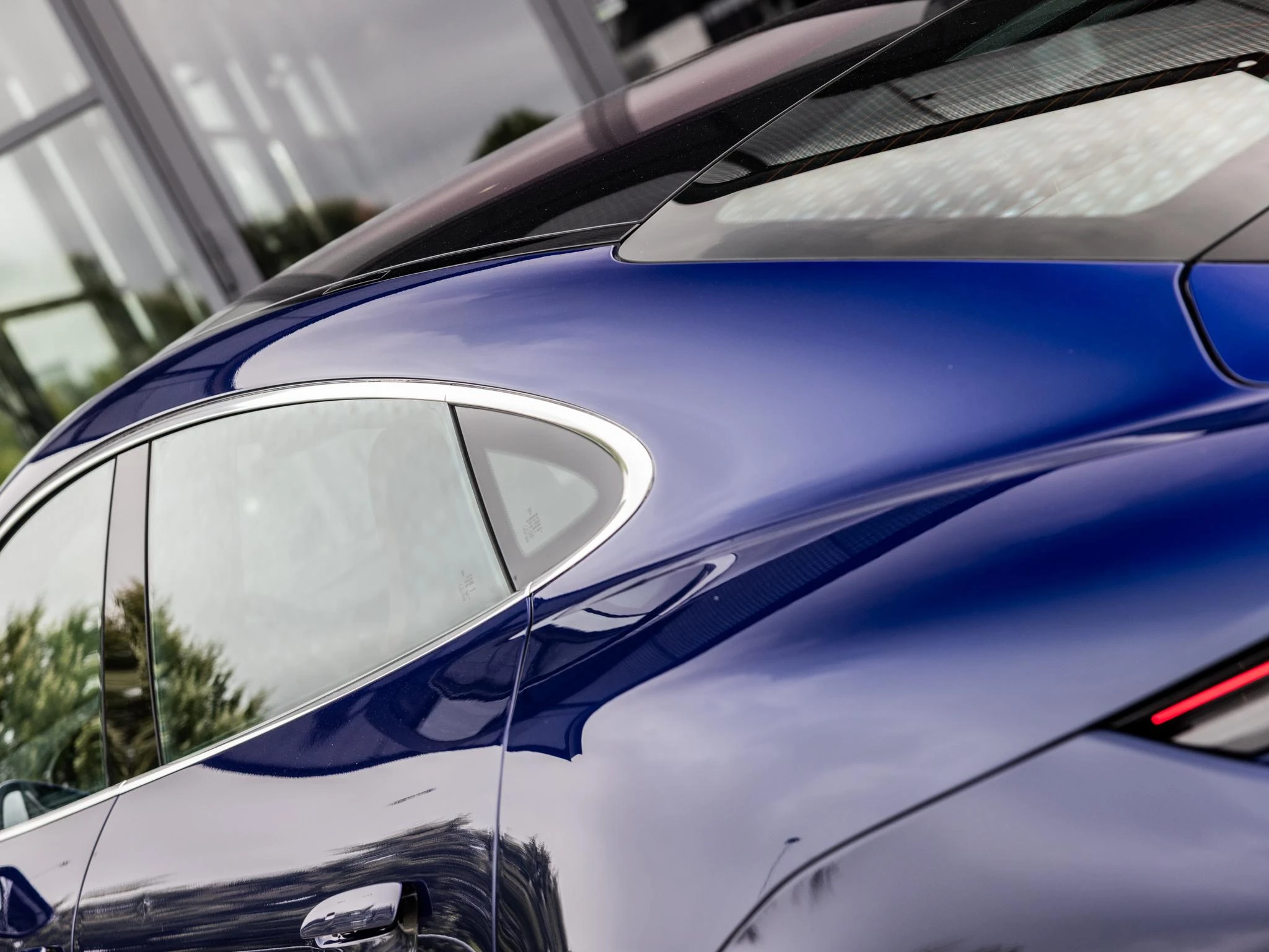 Porsche-Taycan-image-7