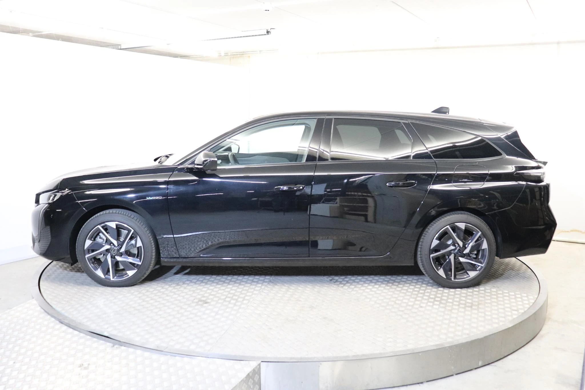 Peugeot-308-image-2