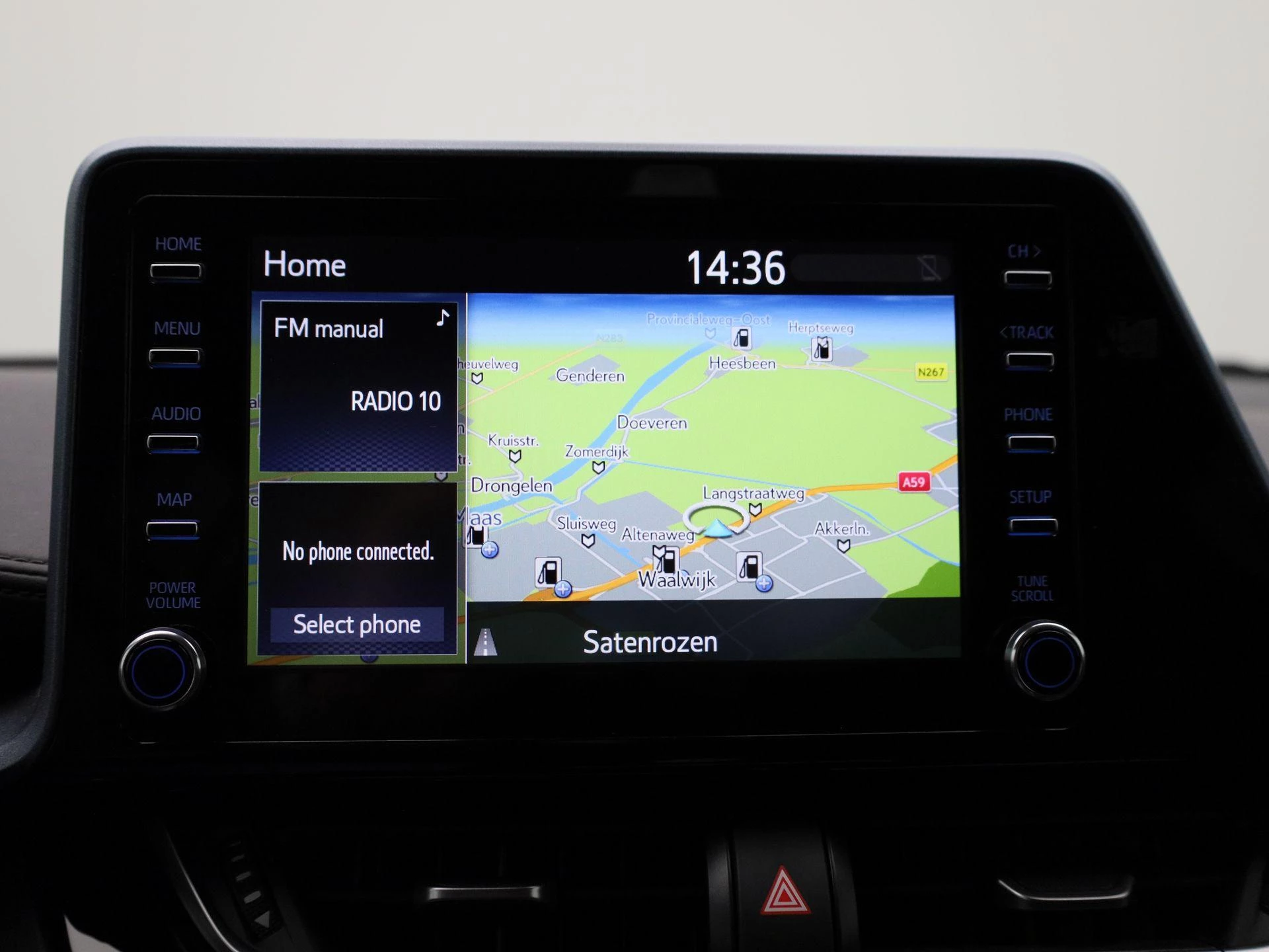 Toyota-C-HR-image-15