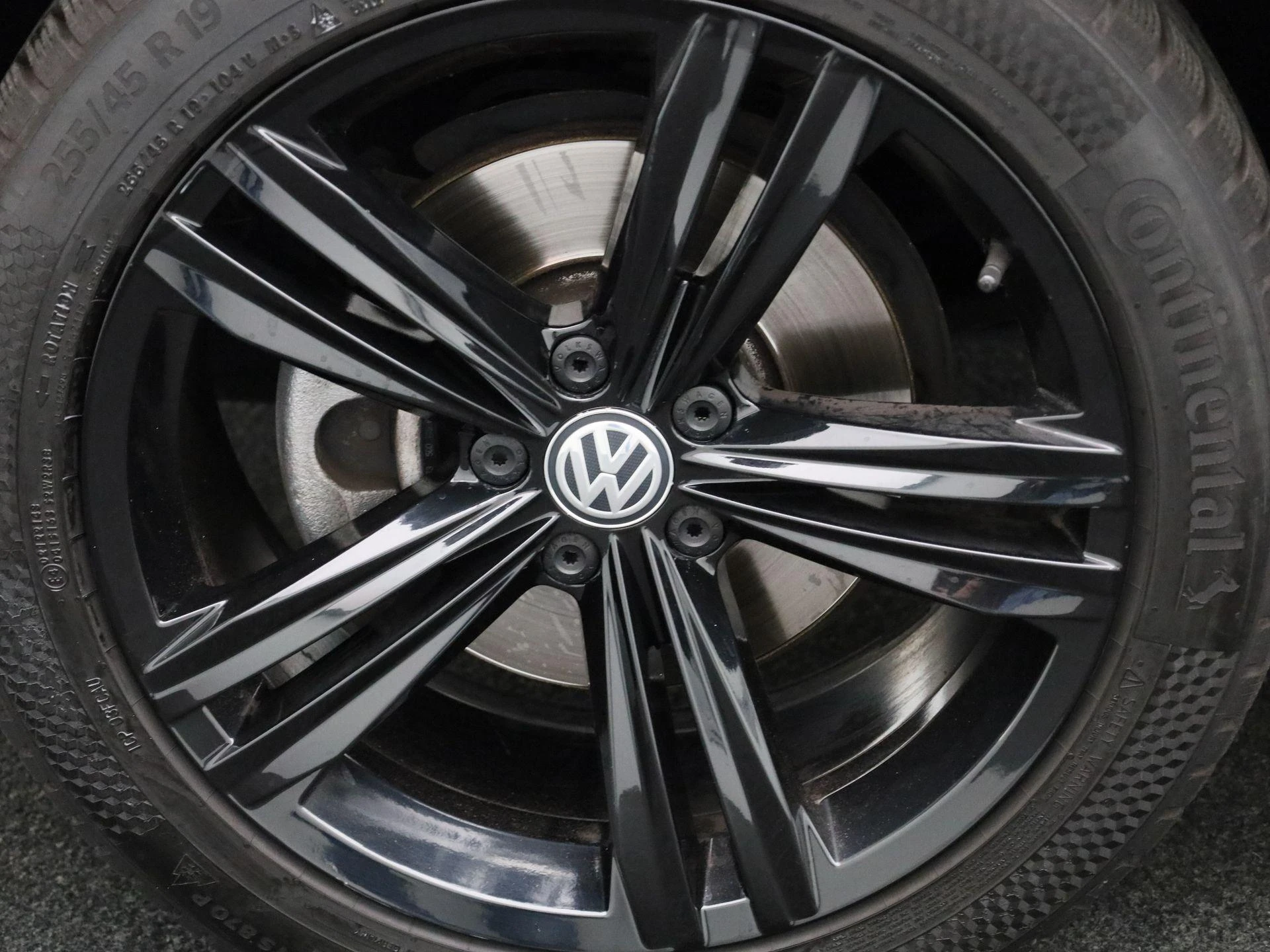 Volkswagen-Tiguan Allspace-image-13