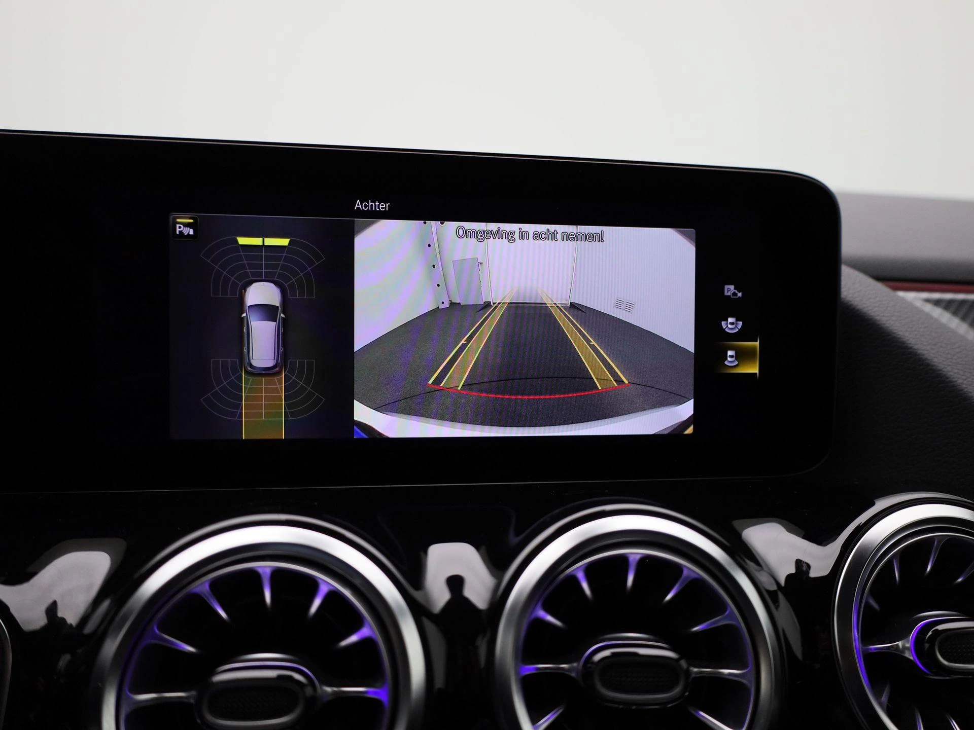 Mercedes-Benz-B-Klasse-image-35