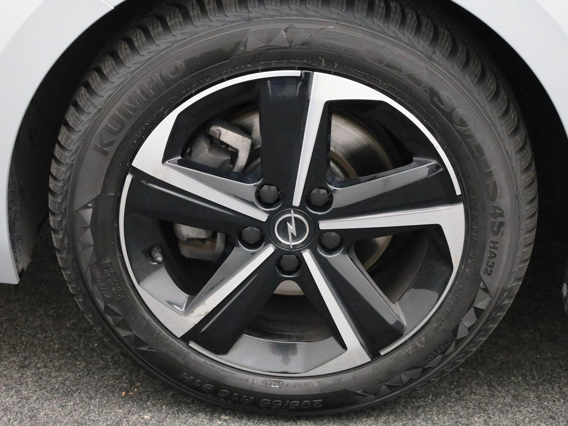 Opel-Astra-image-11