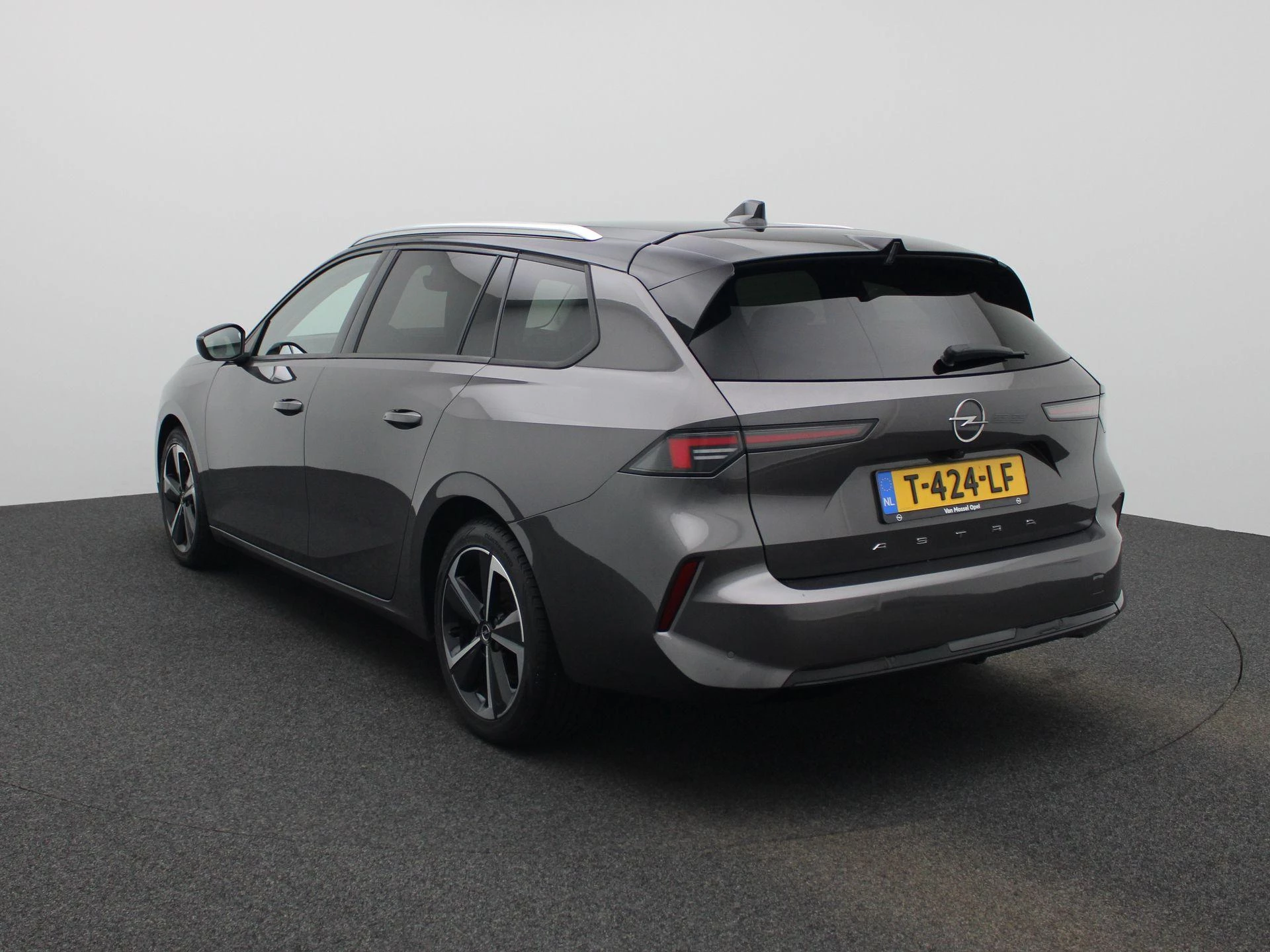 Opel Astra Sports Tourer 1.2 Business Elegance