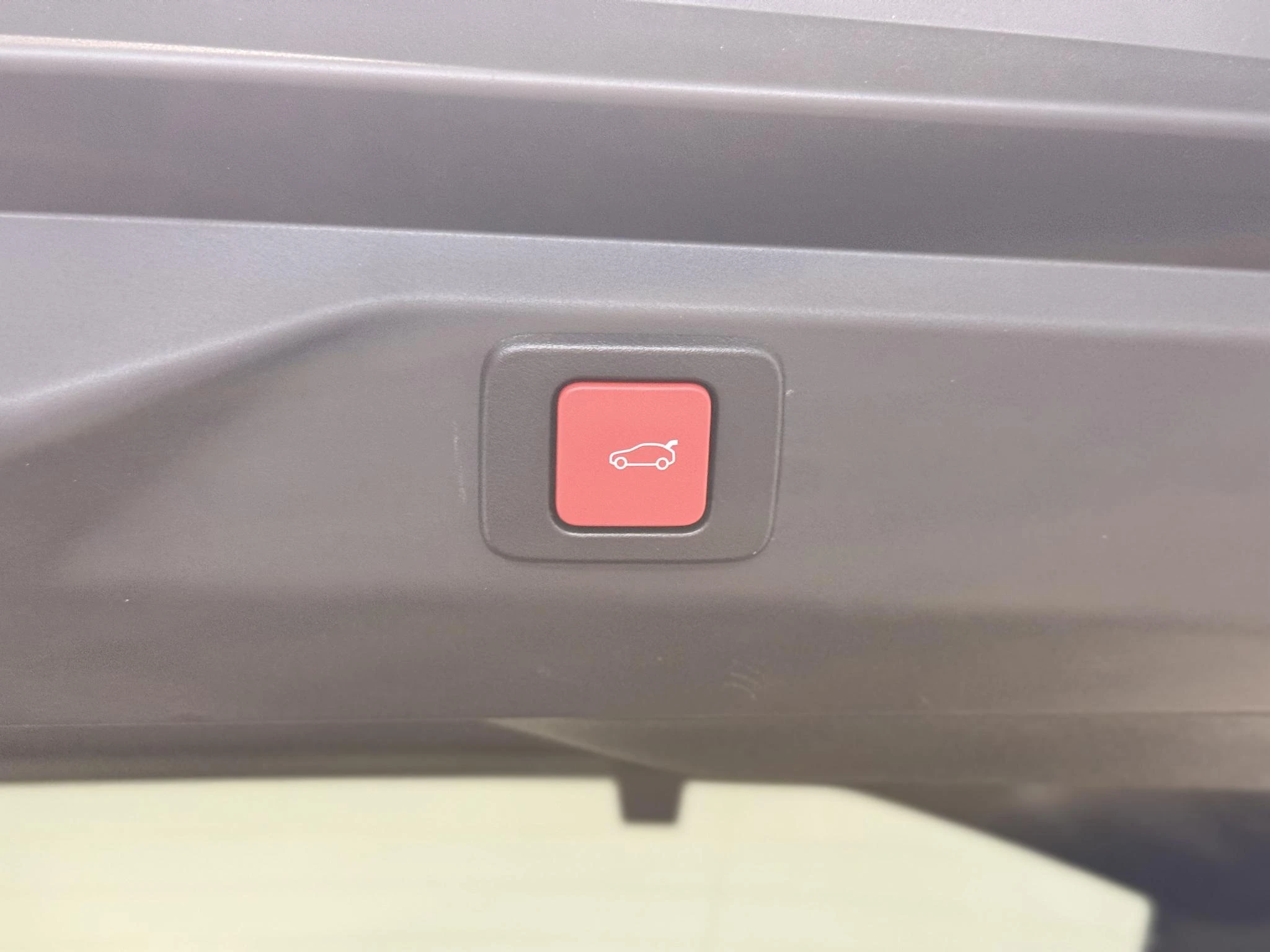 Peugeot-e-3008-image-16