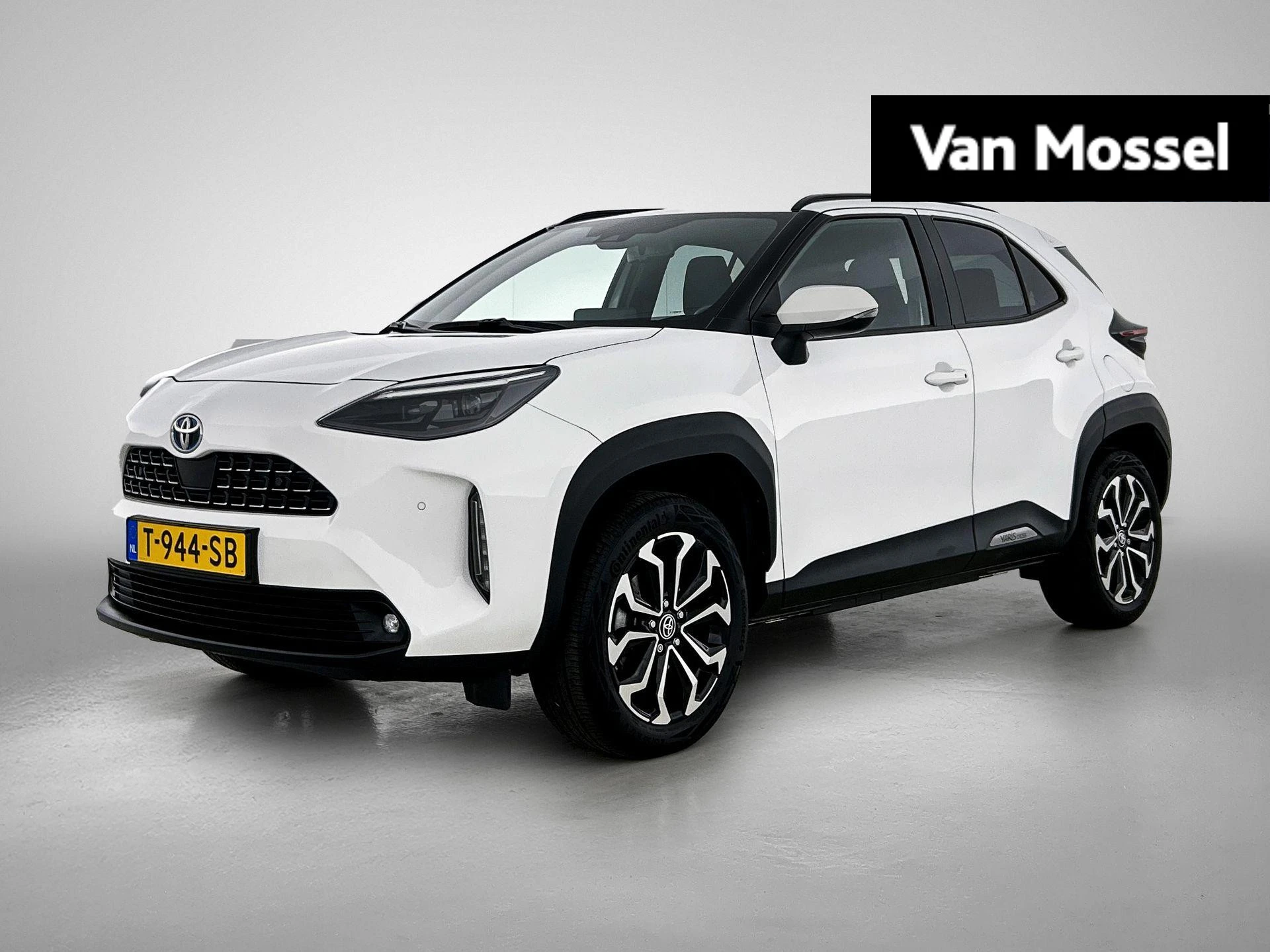 Toyota-Yaris Cross-image-0