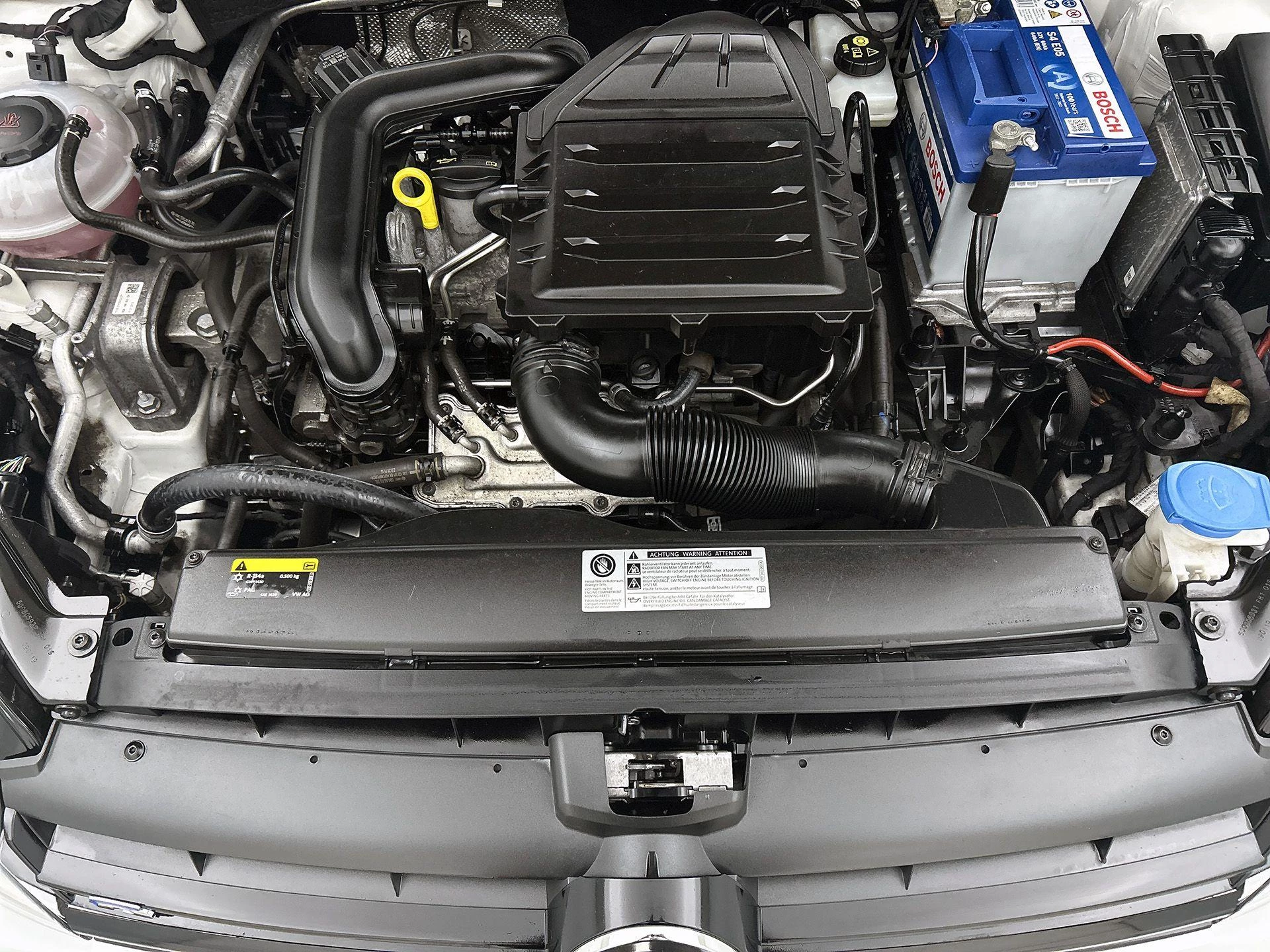 Volkswagen-Golf-image-30