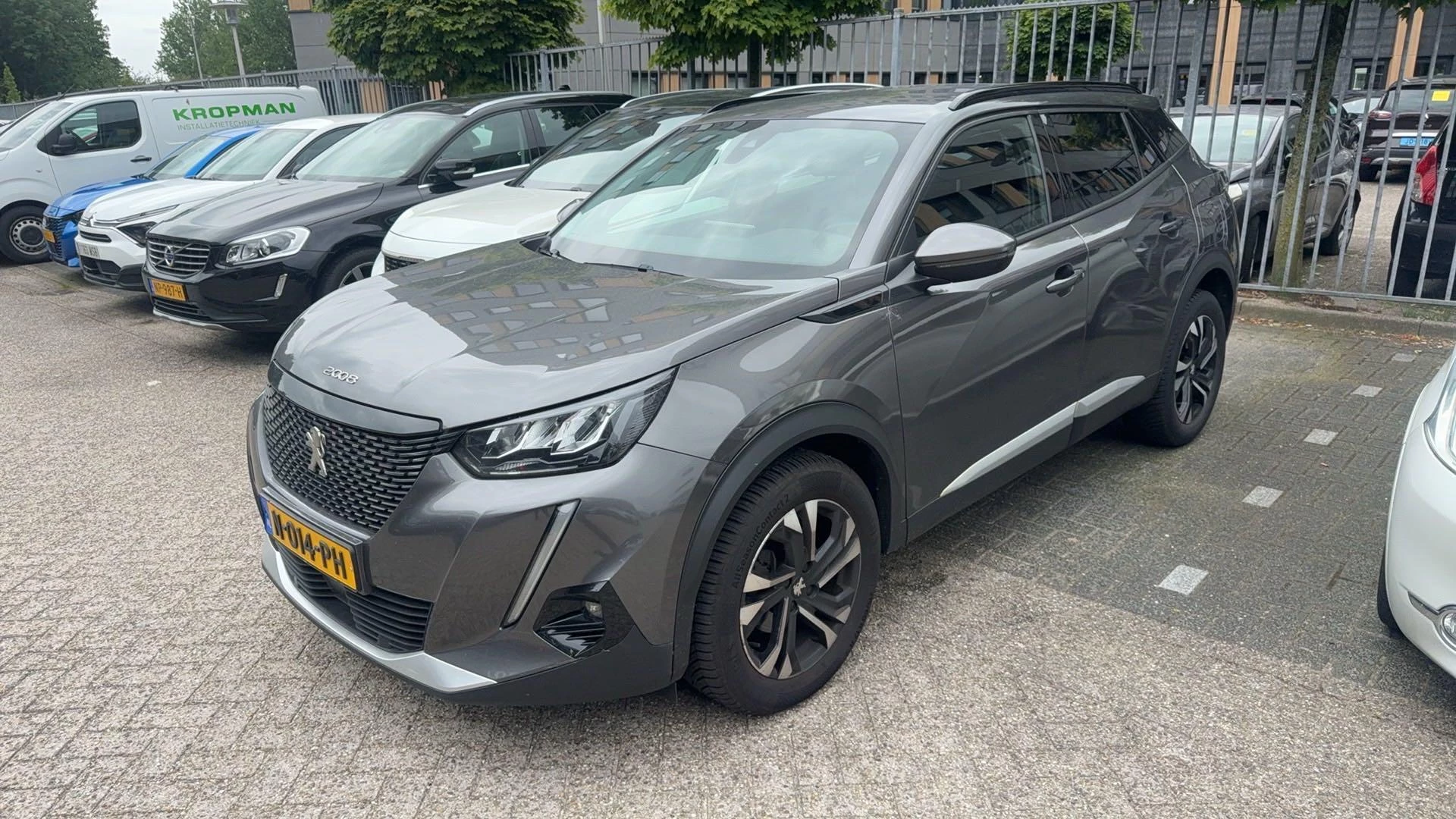 Peugeot 2008 1.2 PureTech Allure Pack