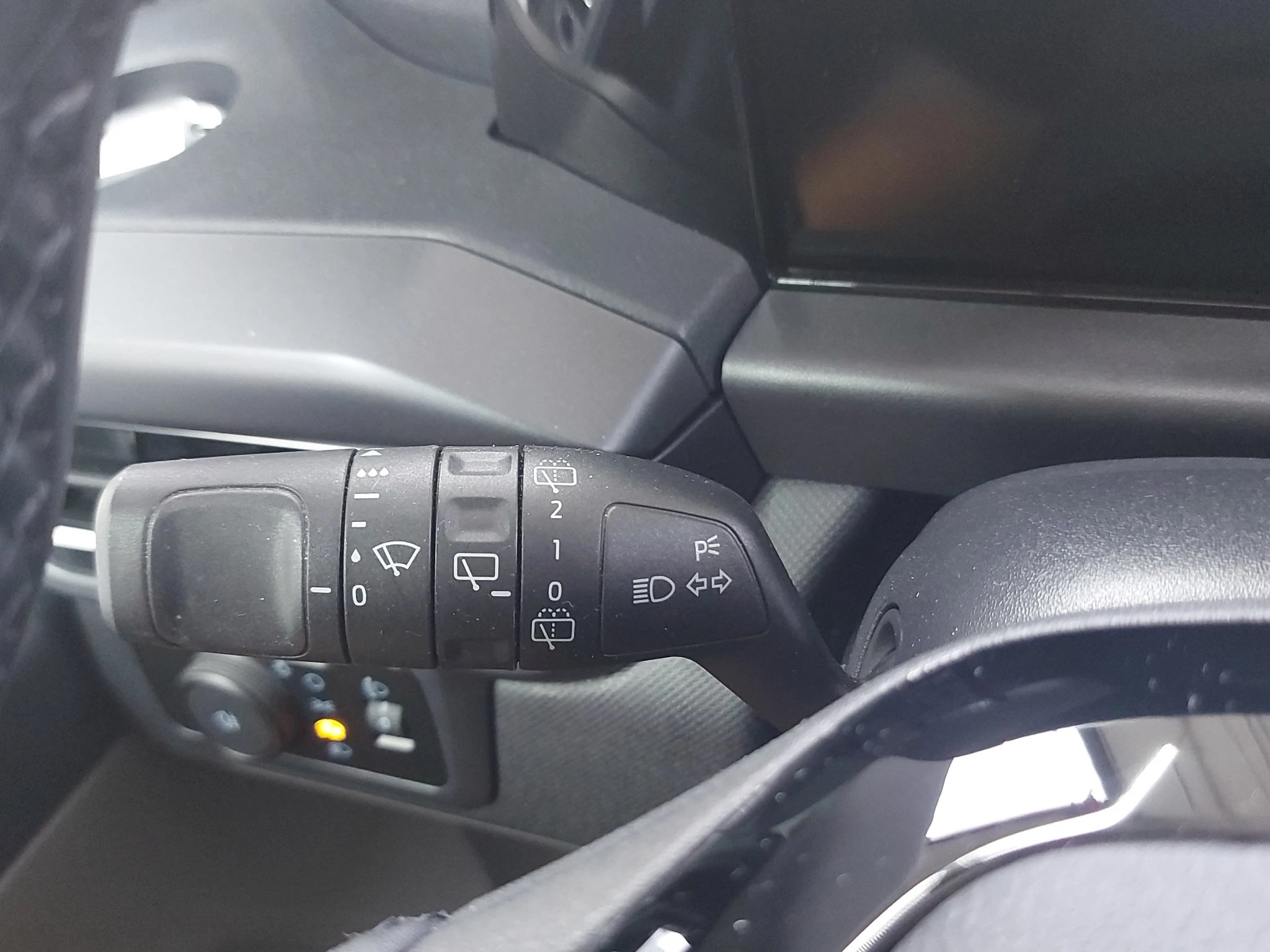 Ford-Tourneo Custom-image-21
