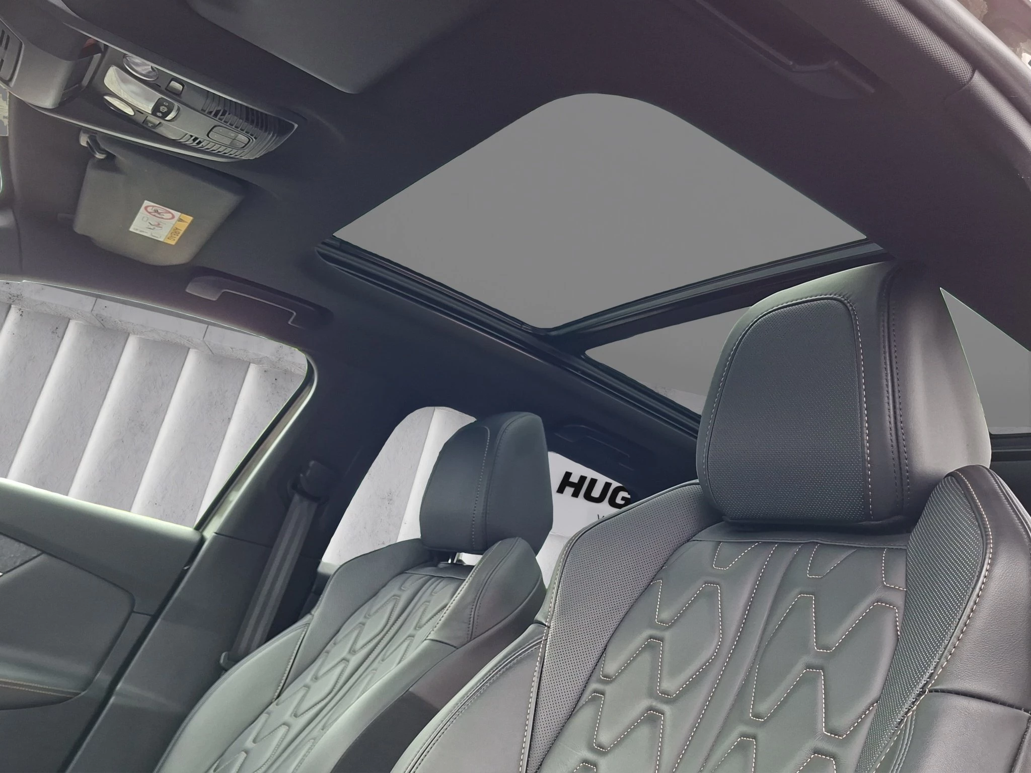 Peugeot 3008 Allure 1.6 PureT. Aut. | LED | Pano | LEDER | AHK | ACC | GJR | RFK | SHZ